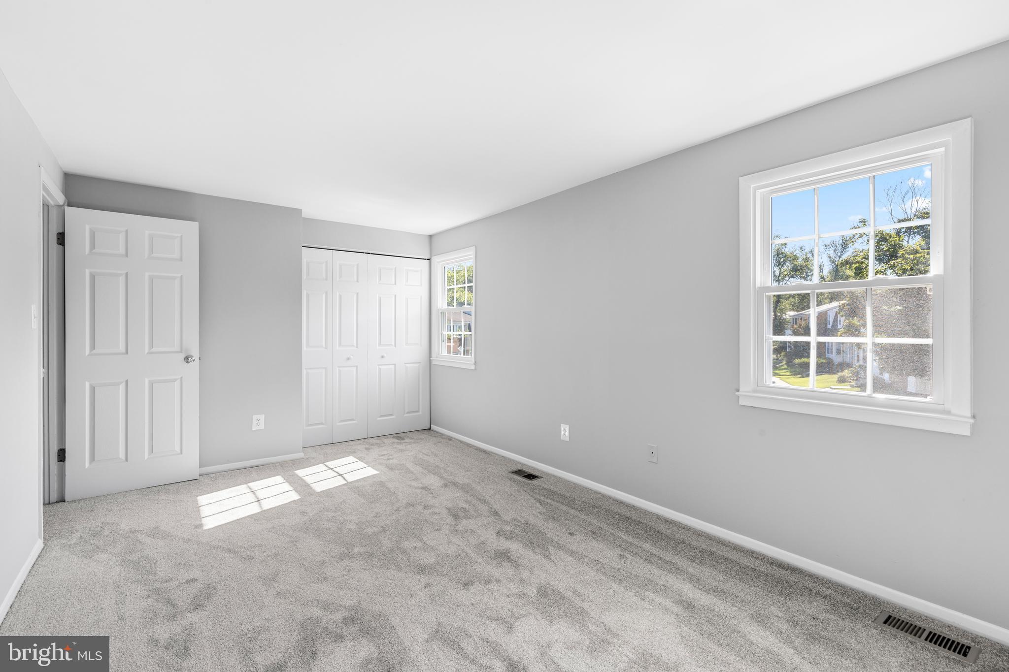 CROFTON SQUARE - Residential