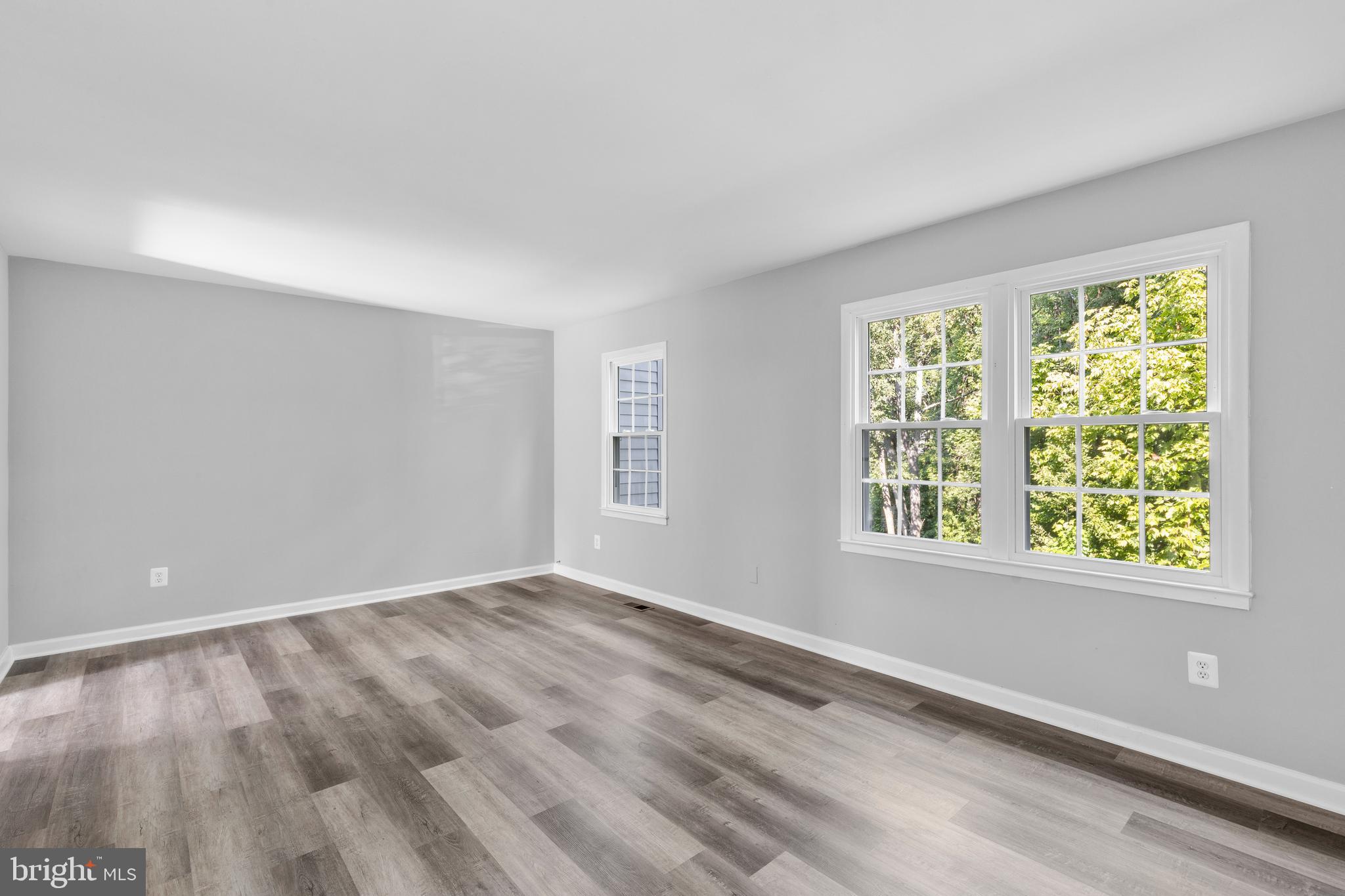 CROFTON SQUARE - Residential