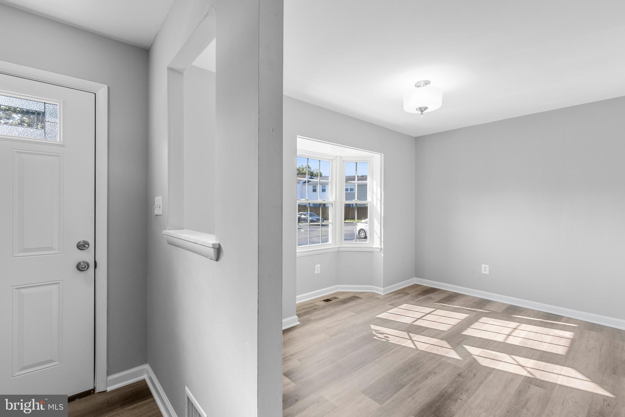 CROFTON SQUARE - Residential