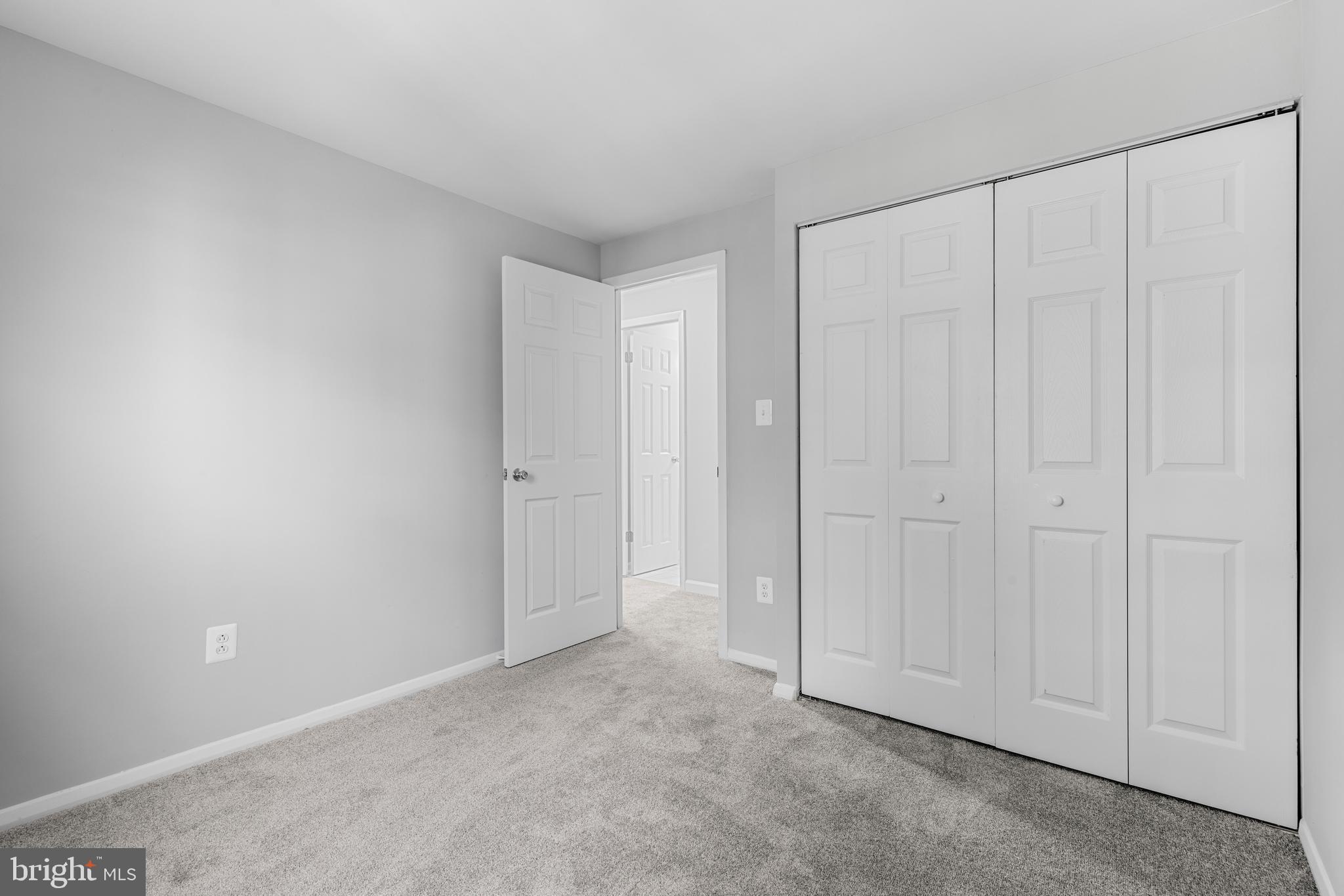 CROFTON SQUARE - Residential