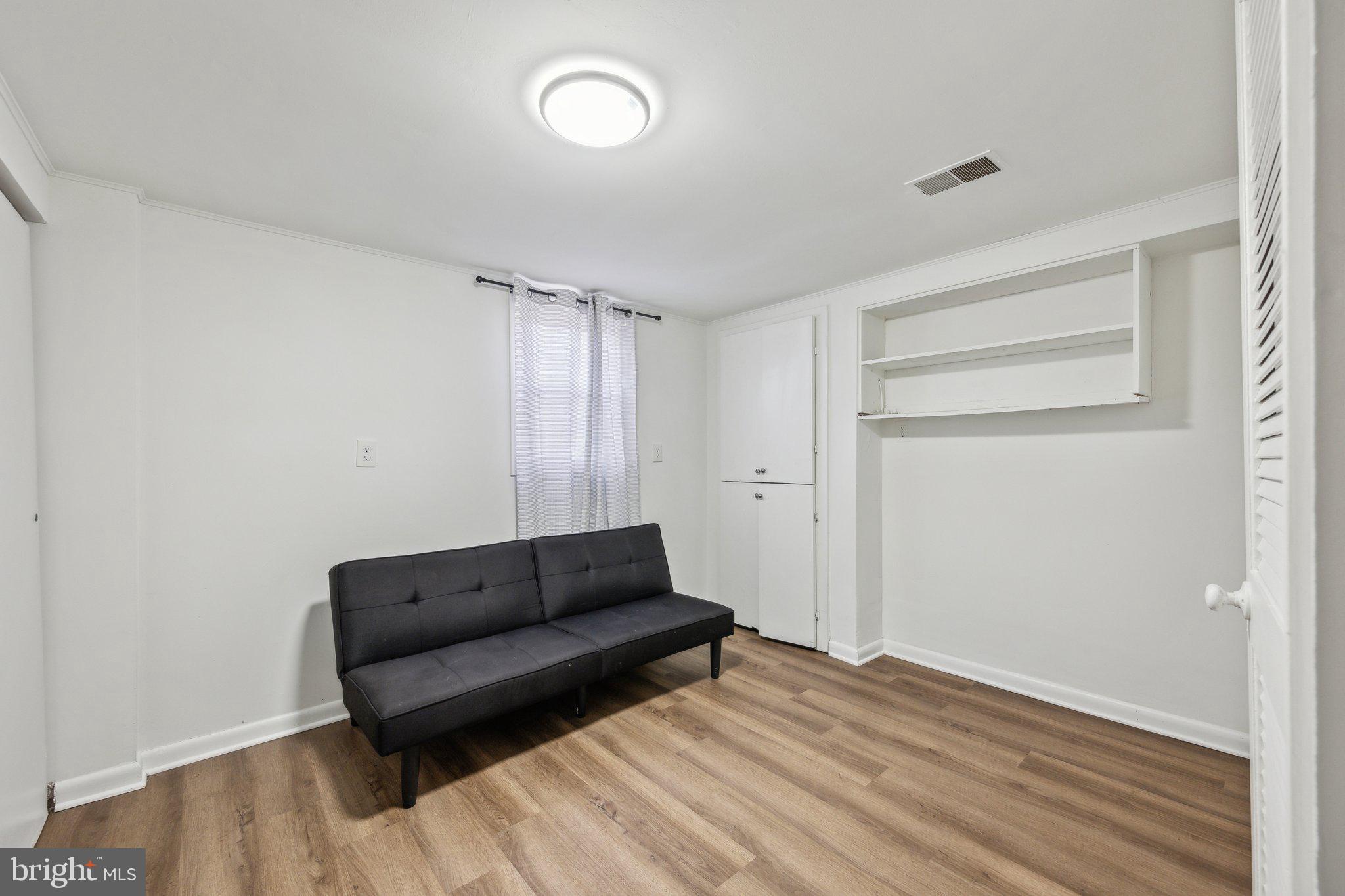 REDFORD ESTATES - Residential