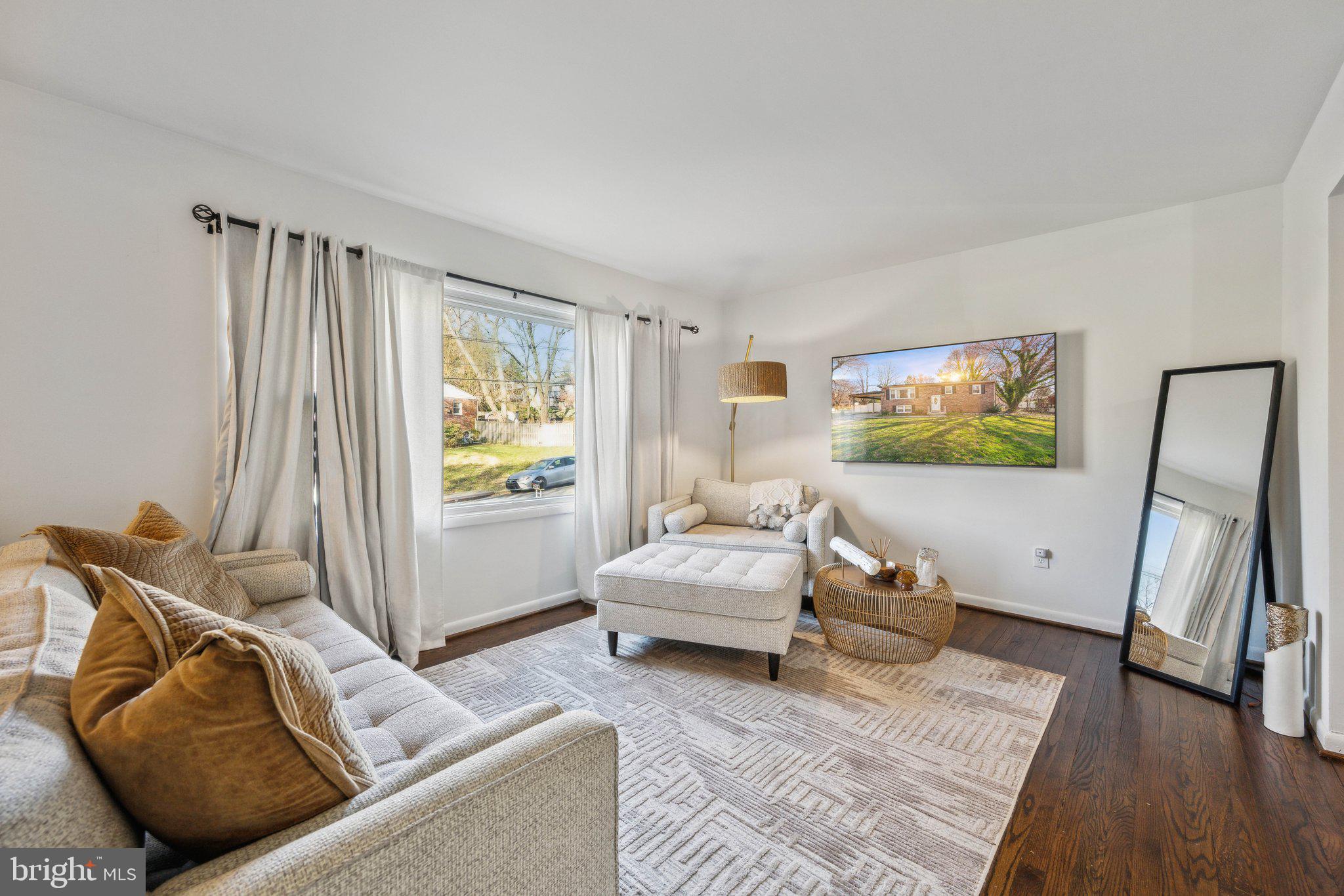 REDFORD ESTATES - Residential