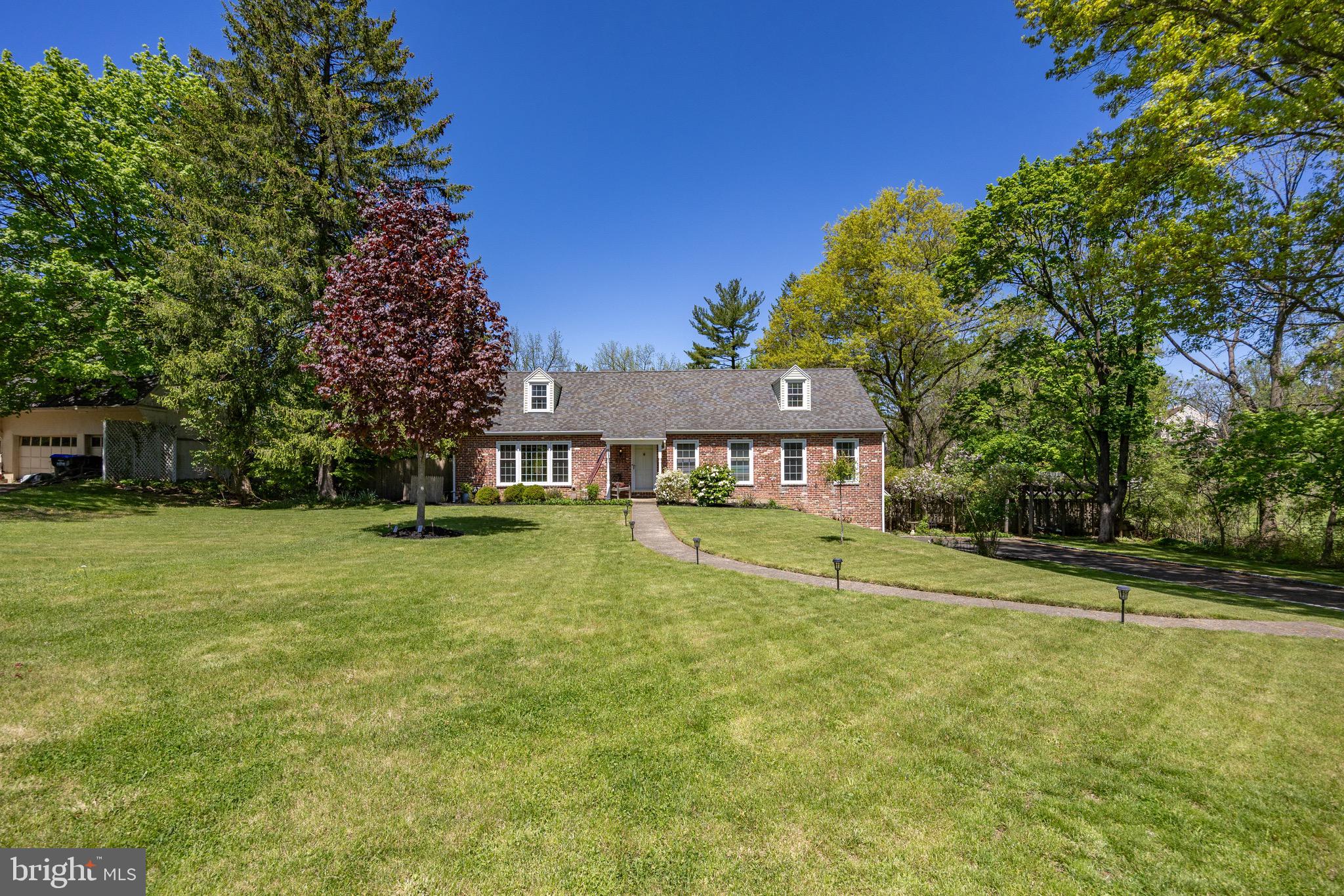 707 MONUMENT ROAD