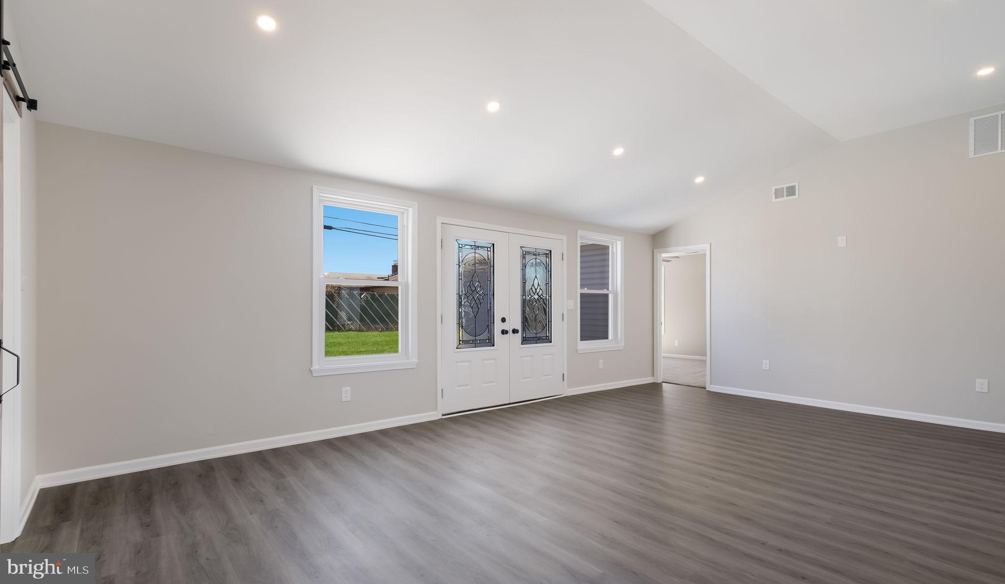 THORNRIDGE - Residential