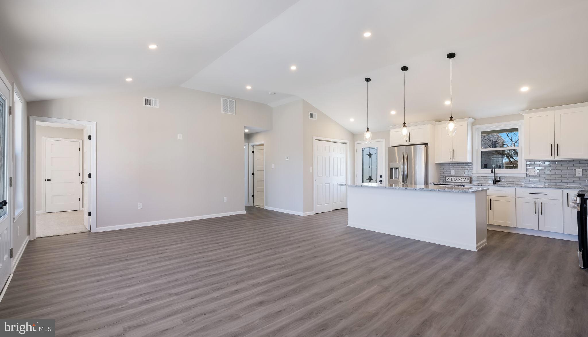 THORNRIDGE - Residential