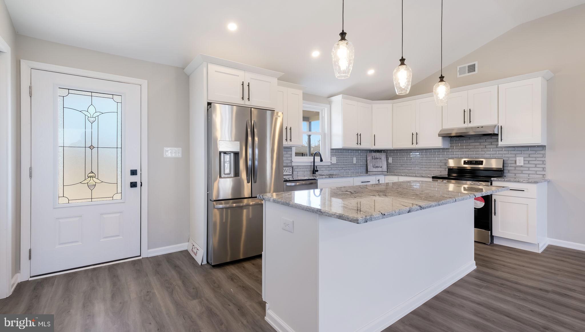 THORNRIDGE - Residential