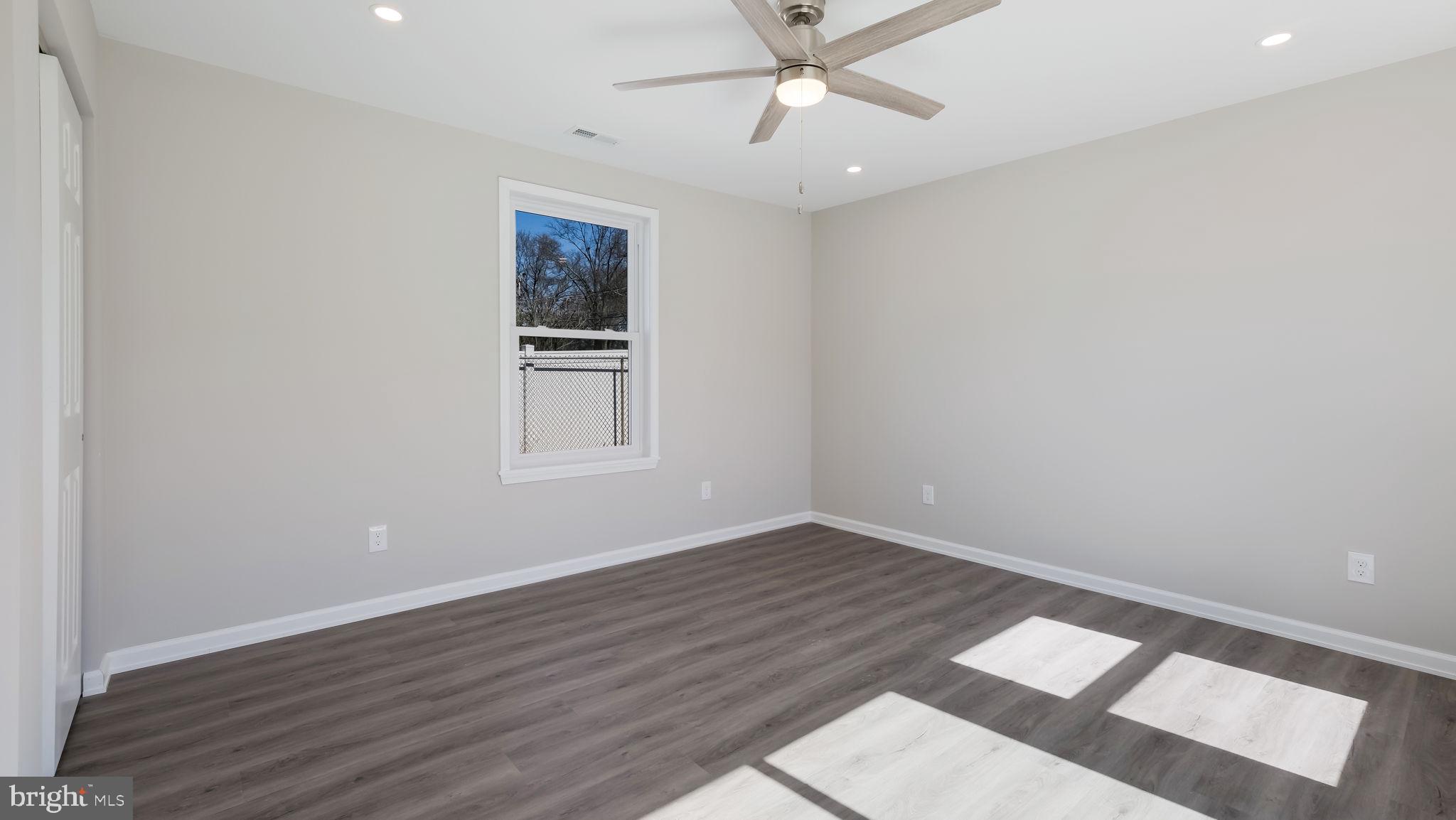 THORNRIDGE - Residential