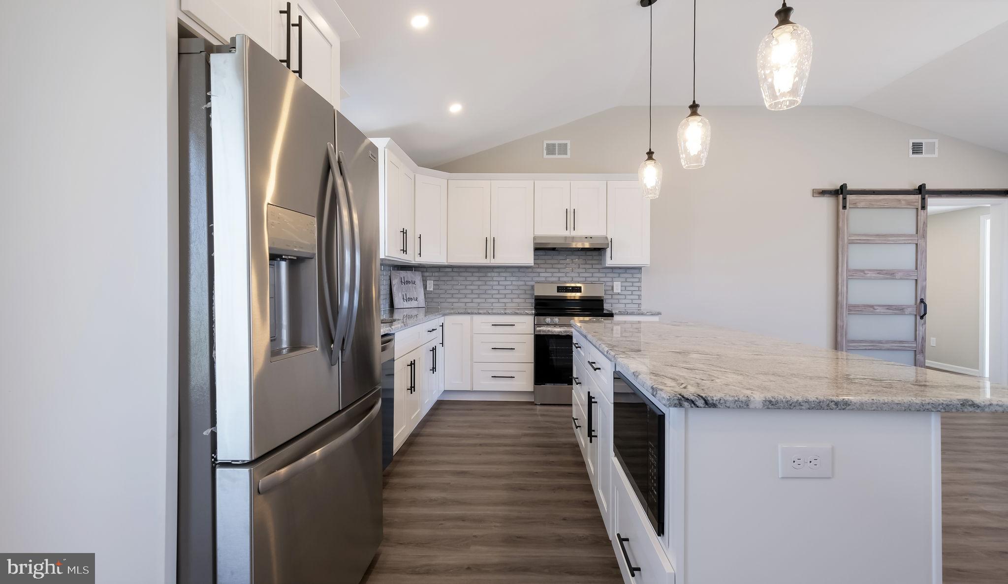 THORNRIDGE - Residential