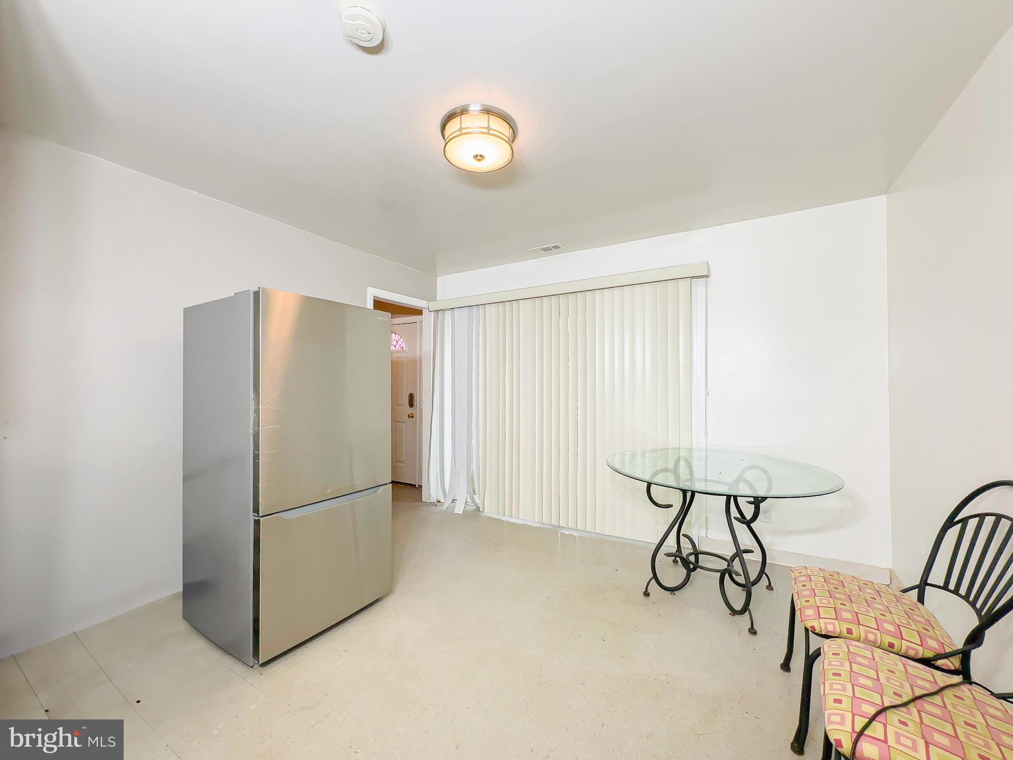 VILLAGE OF WILDE LAKE - Residential