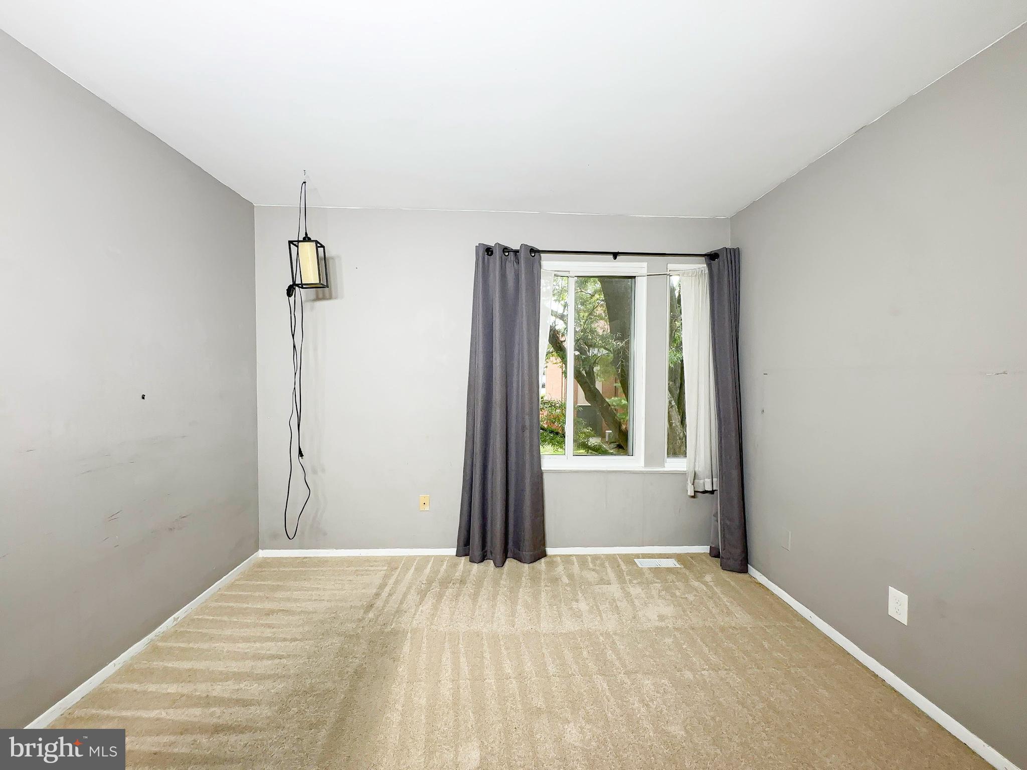 VILLAGE OF WILDE LAKE - Residential