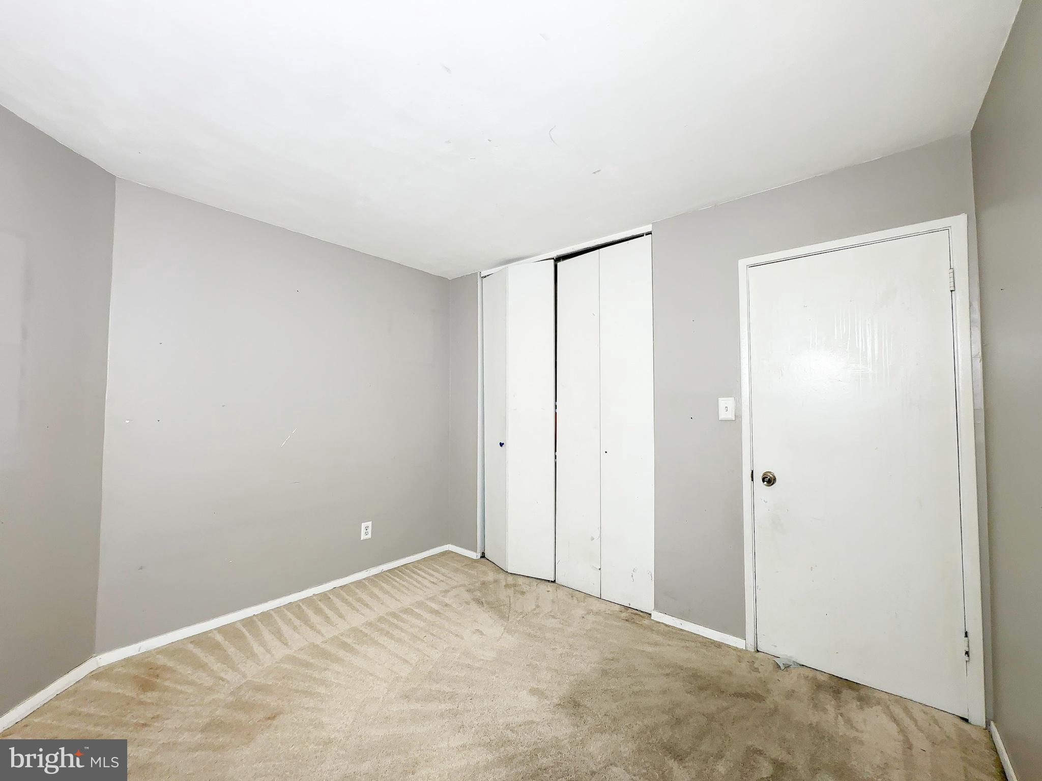 VILLAGE OF WILDE LAKE - Residential