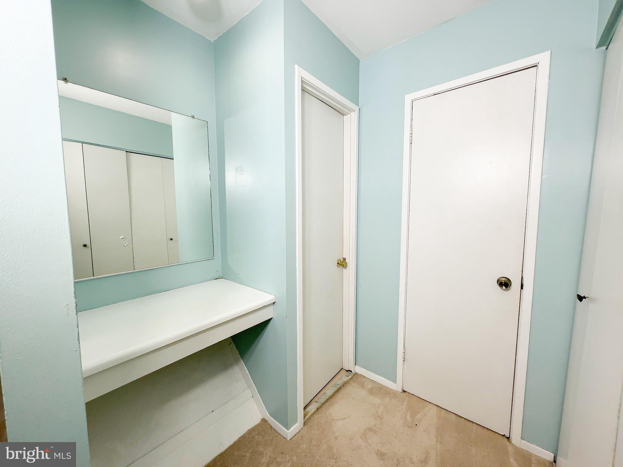 VILLAGE OF WILDE LAKE - Residential