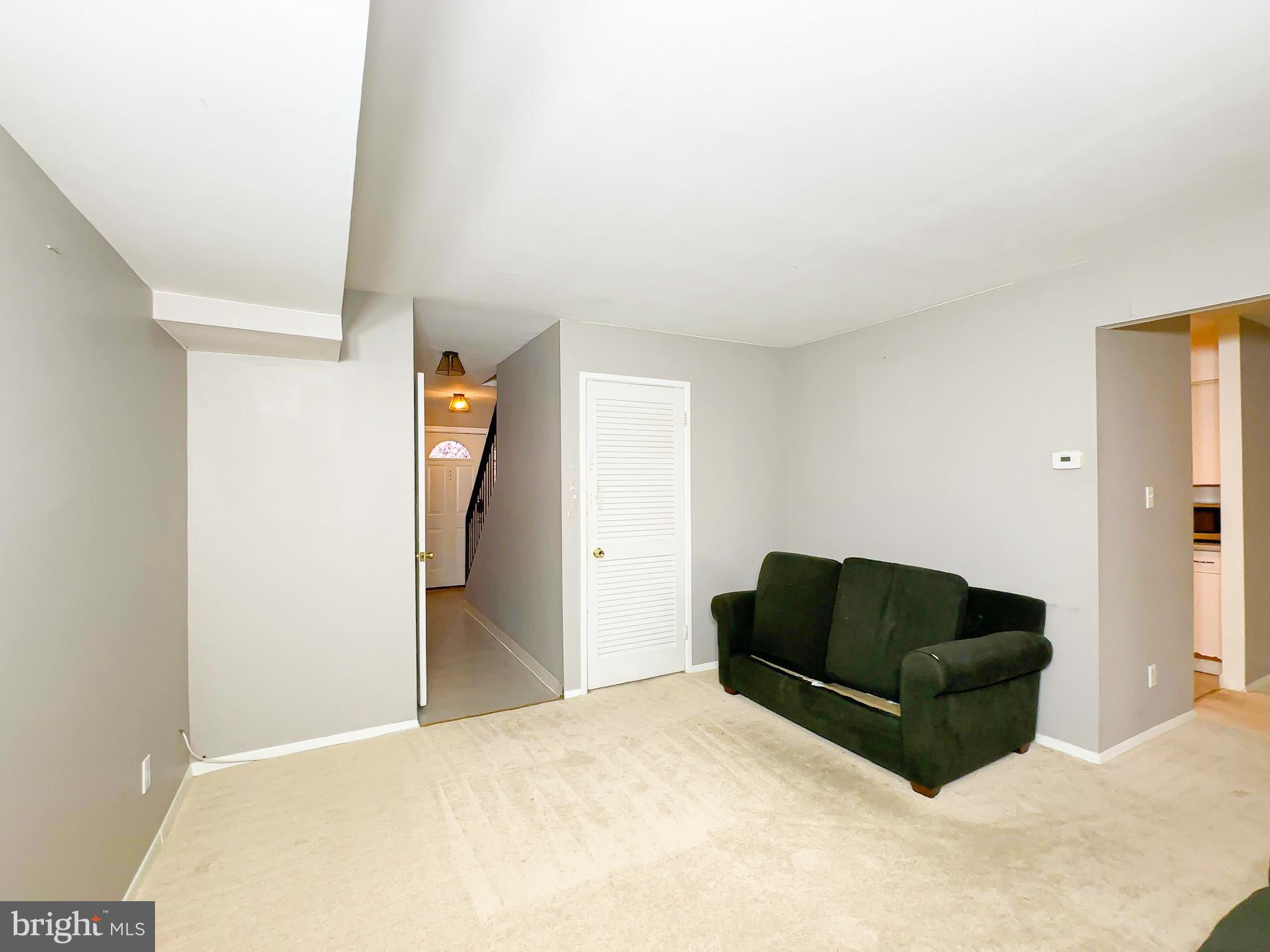 VILLAGE OF WILDE LAKE - Residential