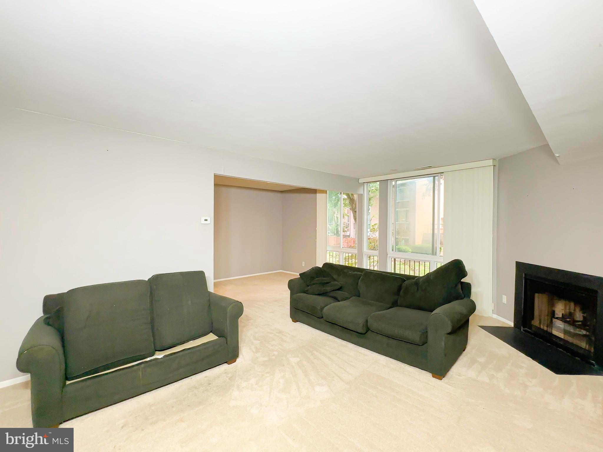 VILLAGE OF WILDE LAKE - Residential