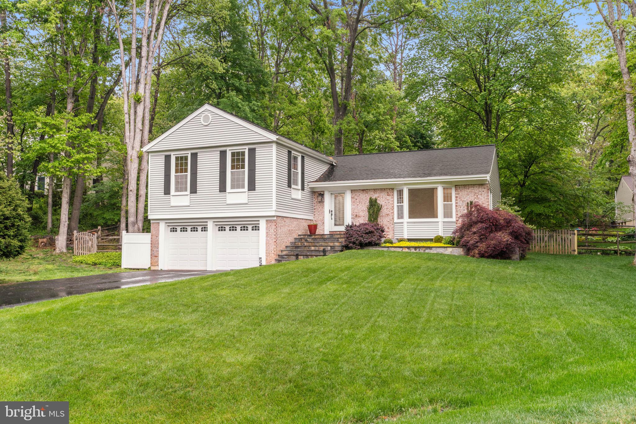 1901 BUCKTHORN LANE