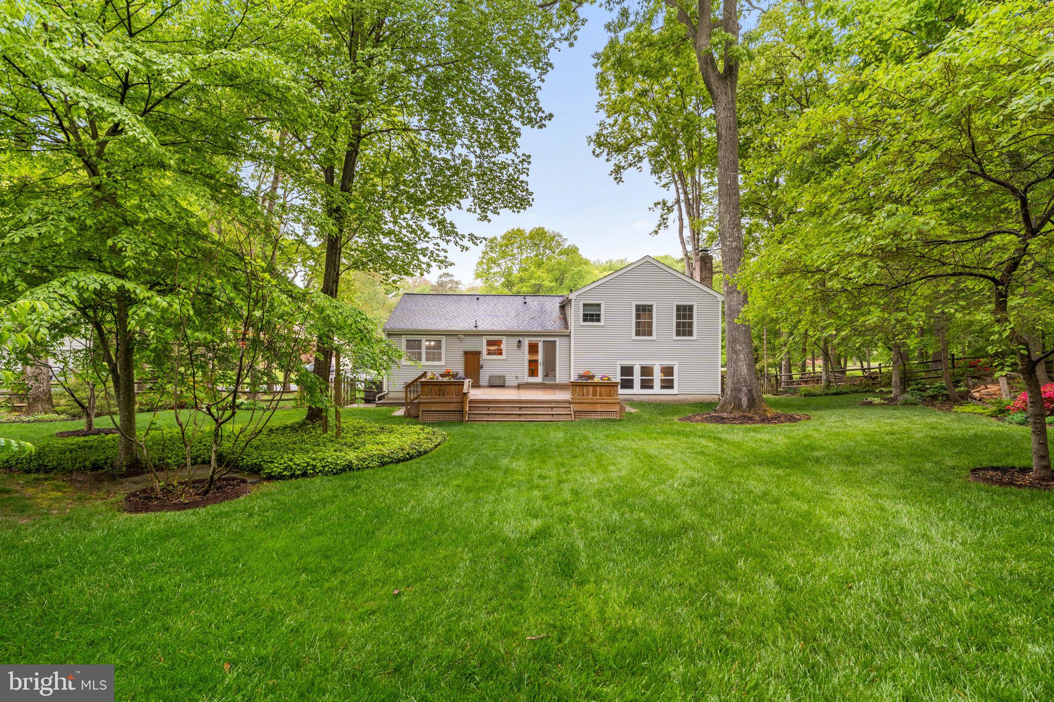 RESTON - Residential