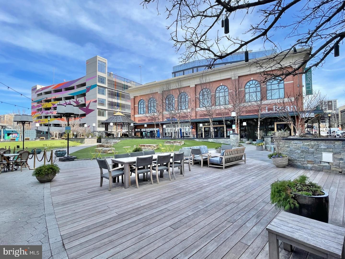 THE FORUM - Residential Lease