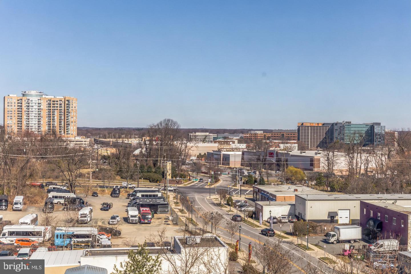 THE FORUM - Residential Lease