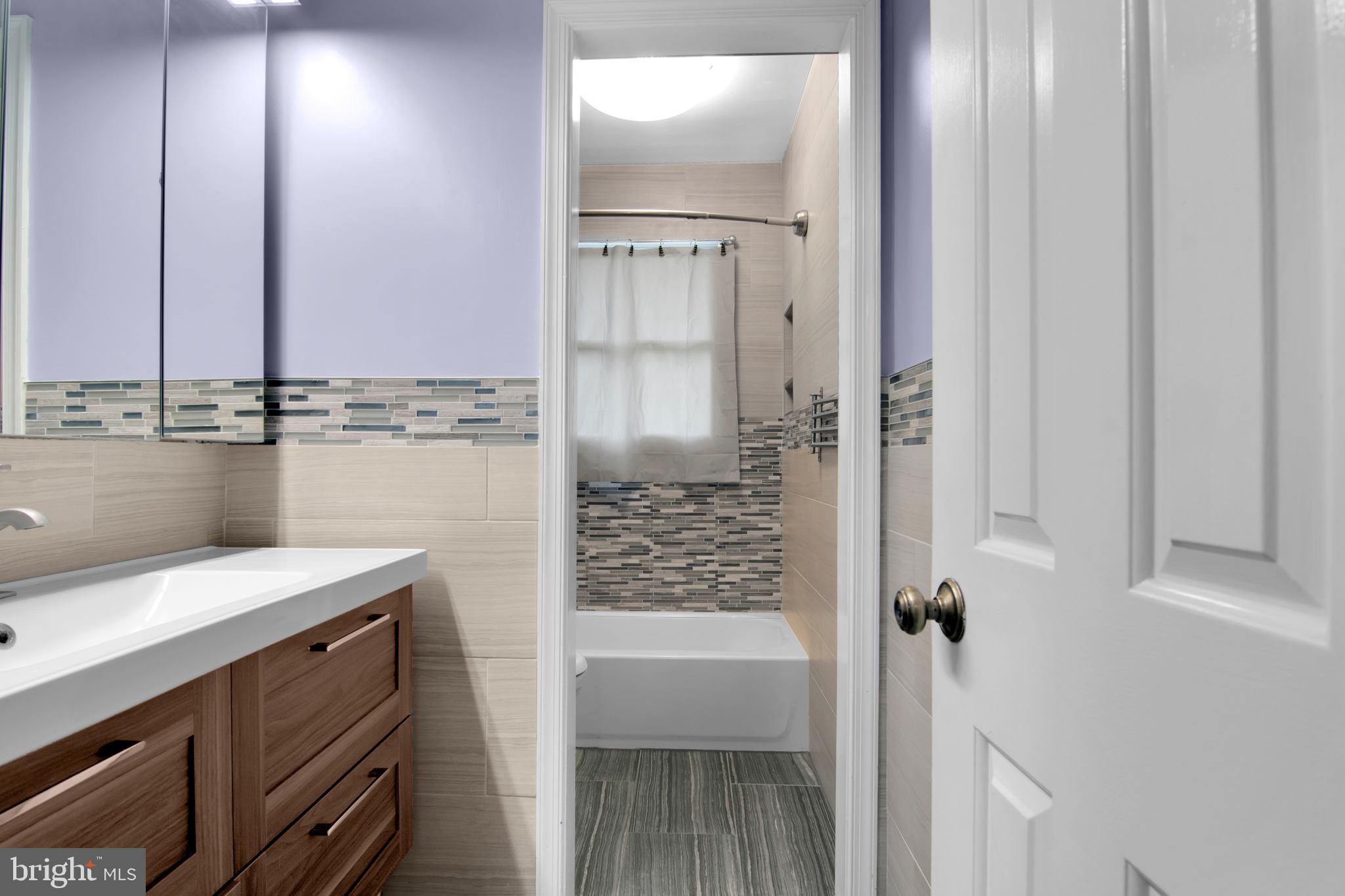 GRAHAM PARK SHORES - Residential