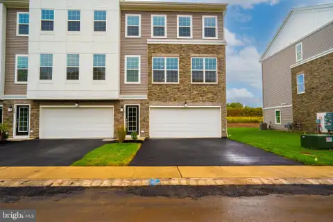 MLS: NJME2077268