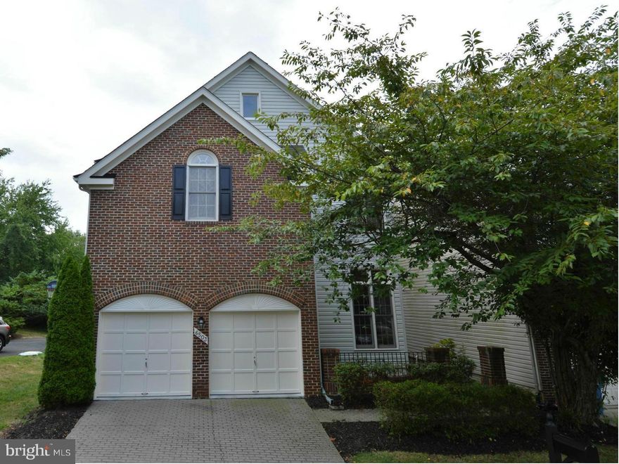 Stunning Corner Colonial!Gorgeous 2 Story Foyer.Handsome Library!Grand Staircase to Mezzanine Bedroom Suites. Dramatic Sunken Living Room & Formal Dining Room of Sunfilled Windows & Gleaming Hardwoods.Gourmet Chef's Kitchen of Granite & Stainless Steel & Breakfast Area opens to Gracious Family Room w/Fireplace.Large Deck for Grilling!Enormous LL Recreation,Media/Game Room!Minutes to 495,& 66!