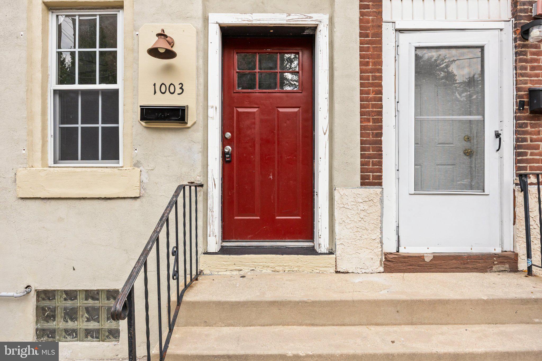 1003 MADISON STREET