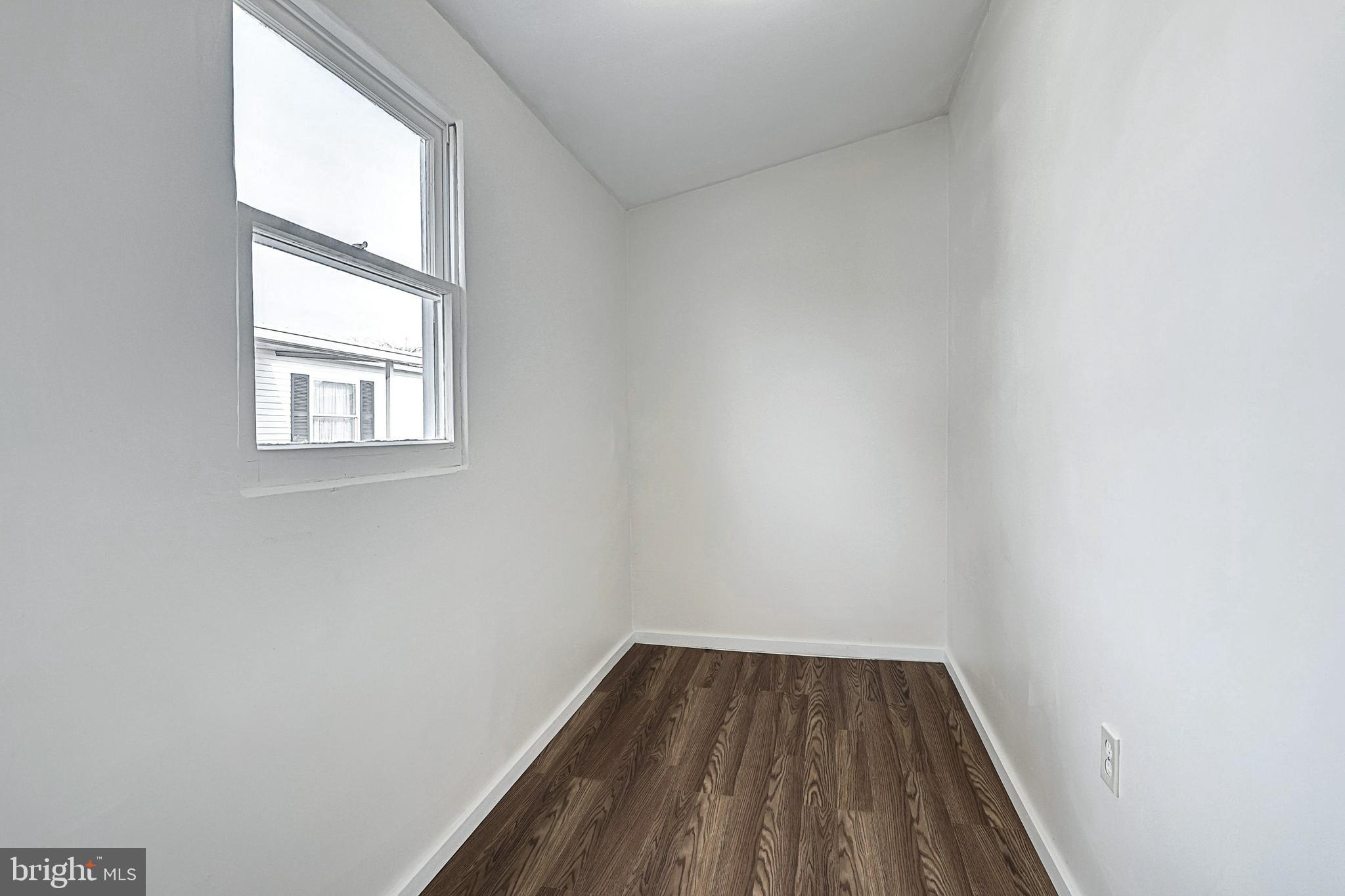 LINCOLN ESTATES - Residential