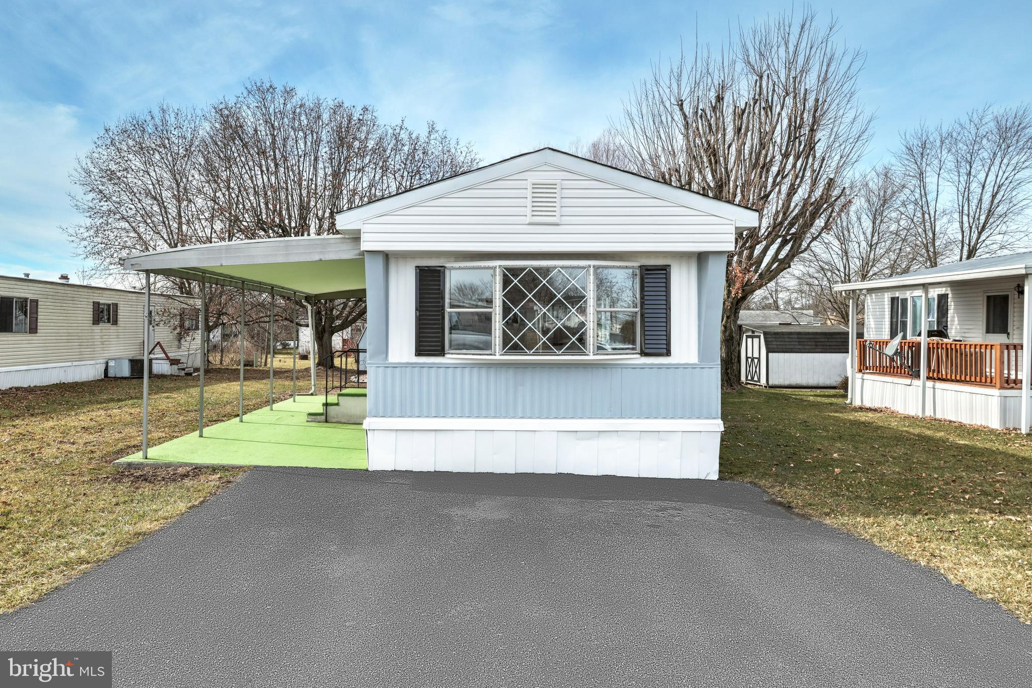 LINCOLN ESTATES - Residential