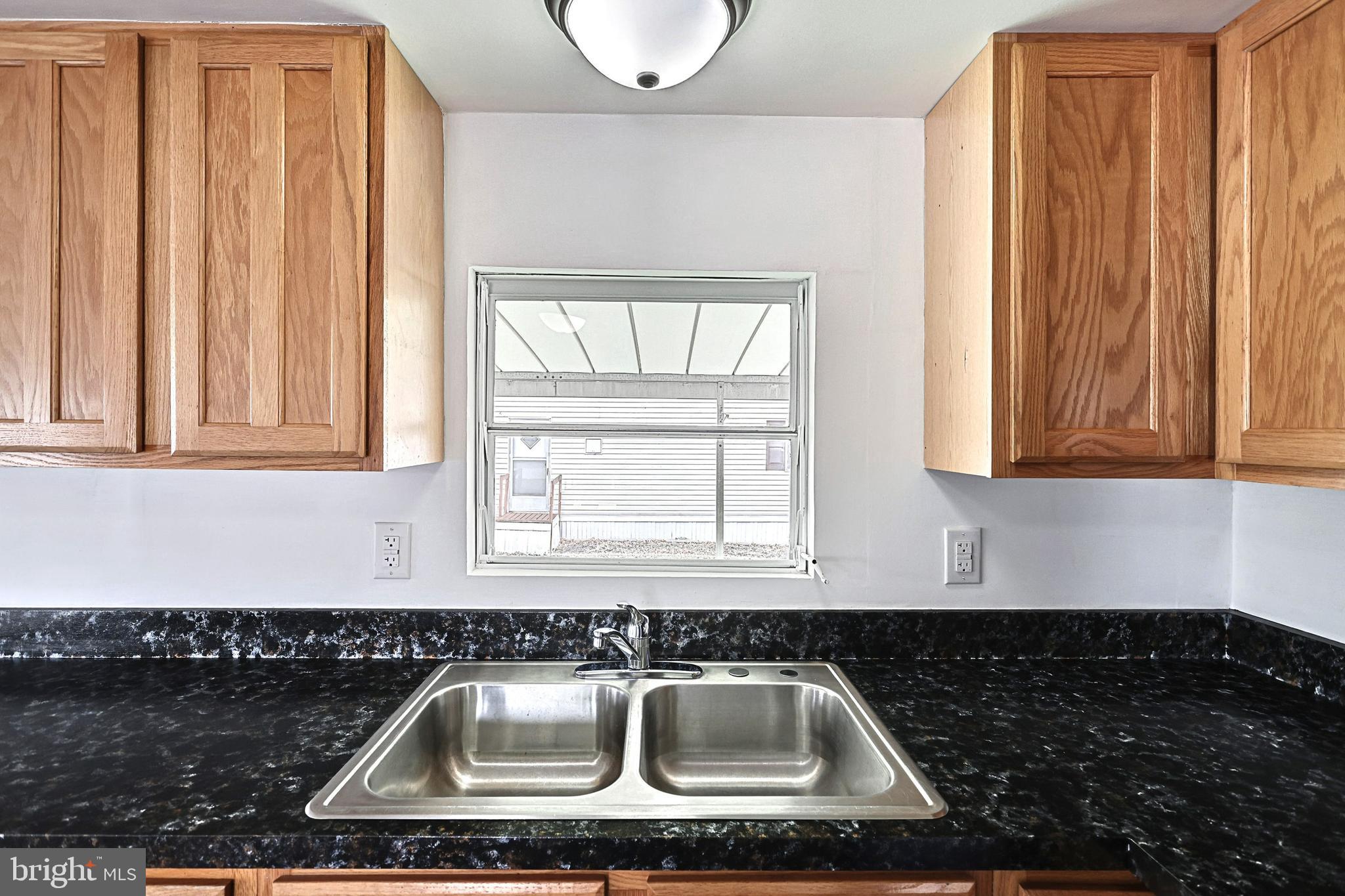 LINCOLN ESTATES - Residential