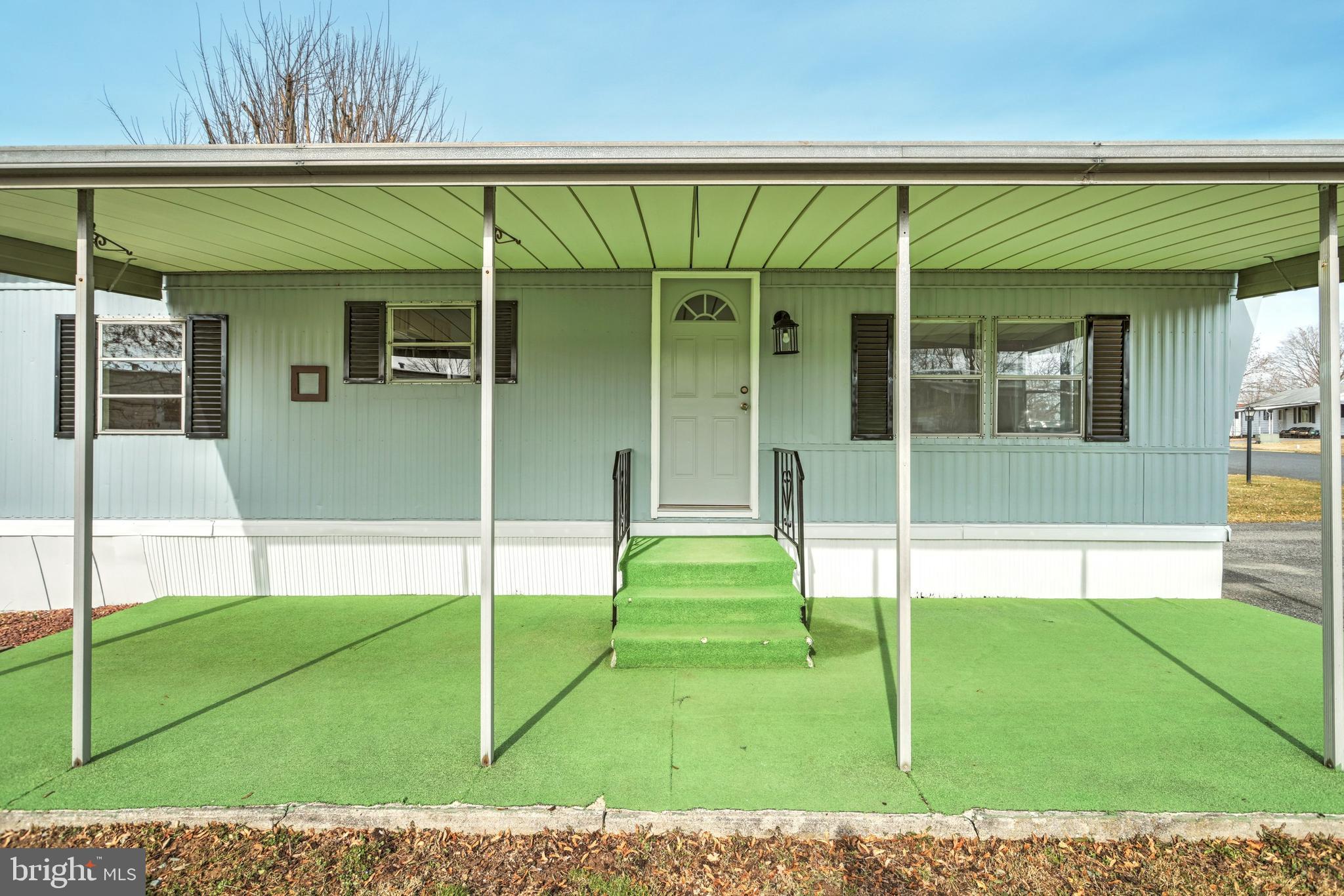 LINCOLN ESTATES - Residential