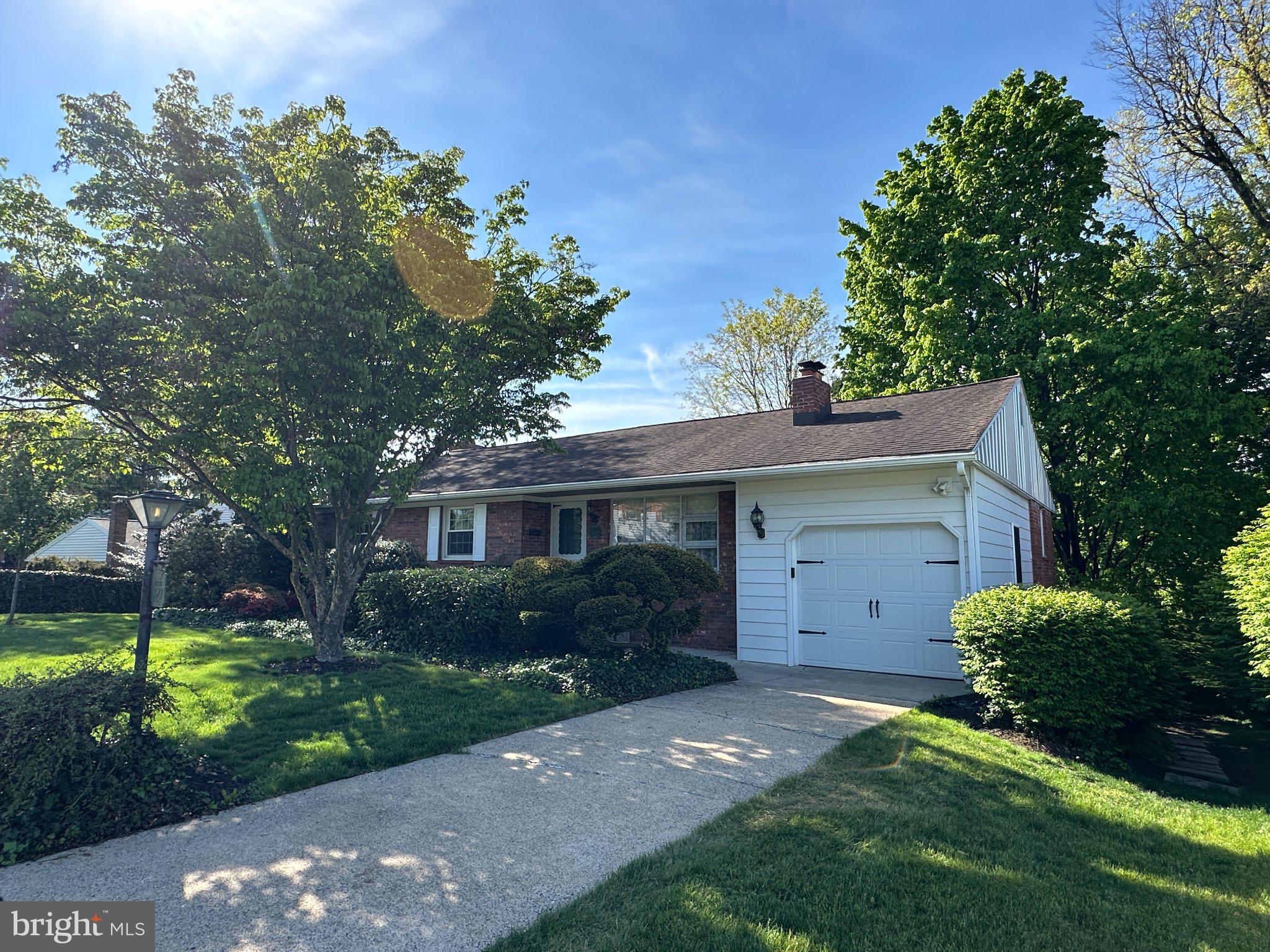 3527 RIDGEWAY ROAD