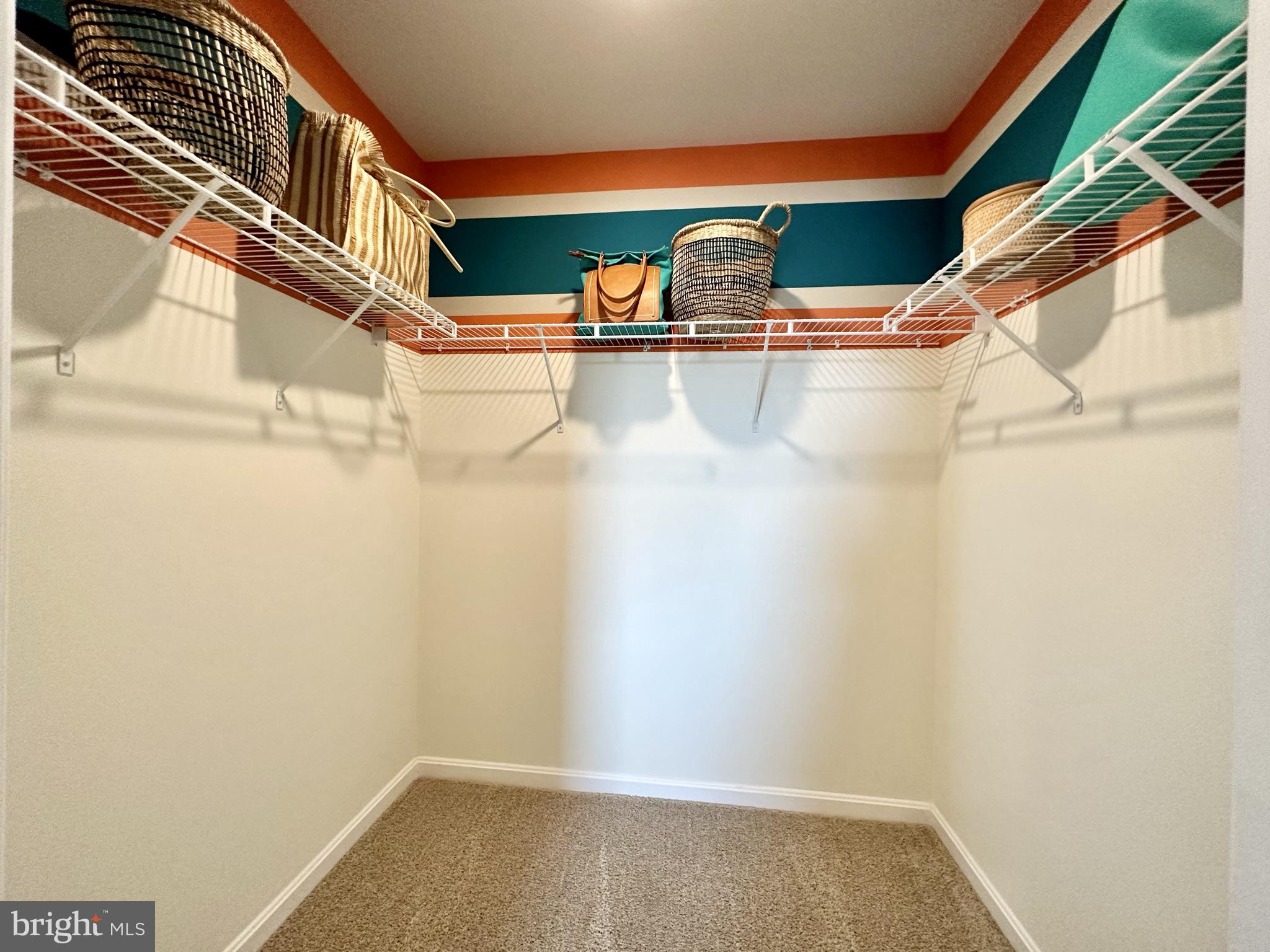 SOUTHERN FLDS - Residential