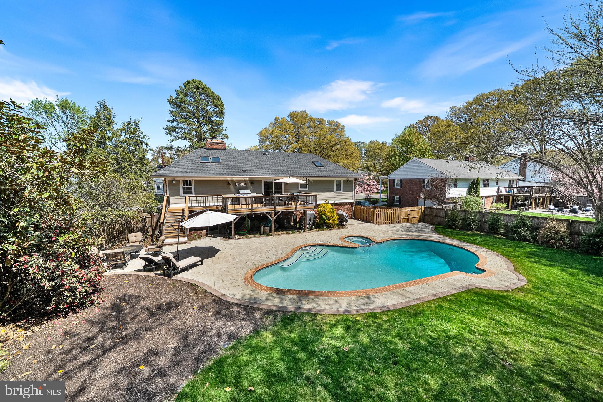 PLYMOUTH HAVEN - Residential