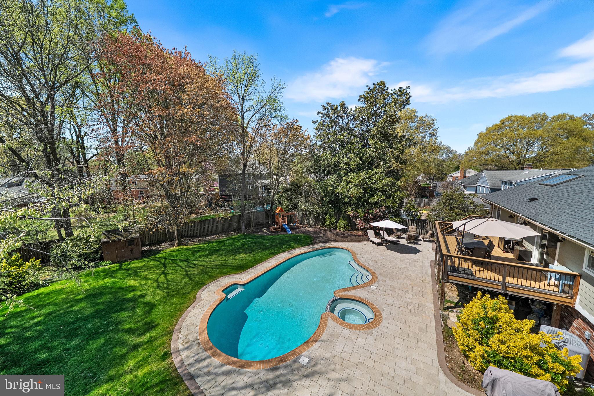 PLYMOUTH HAVEN - Residential