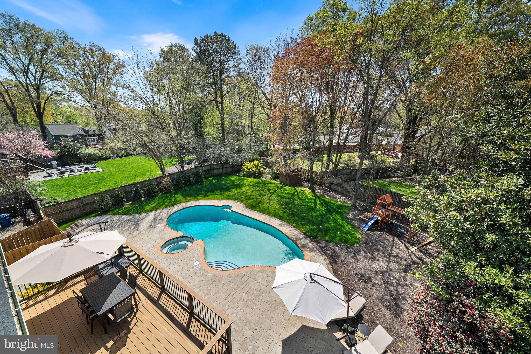 PLYMOUTH HAVEN - Residential