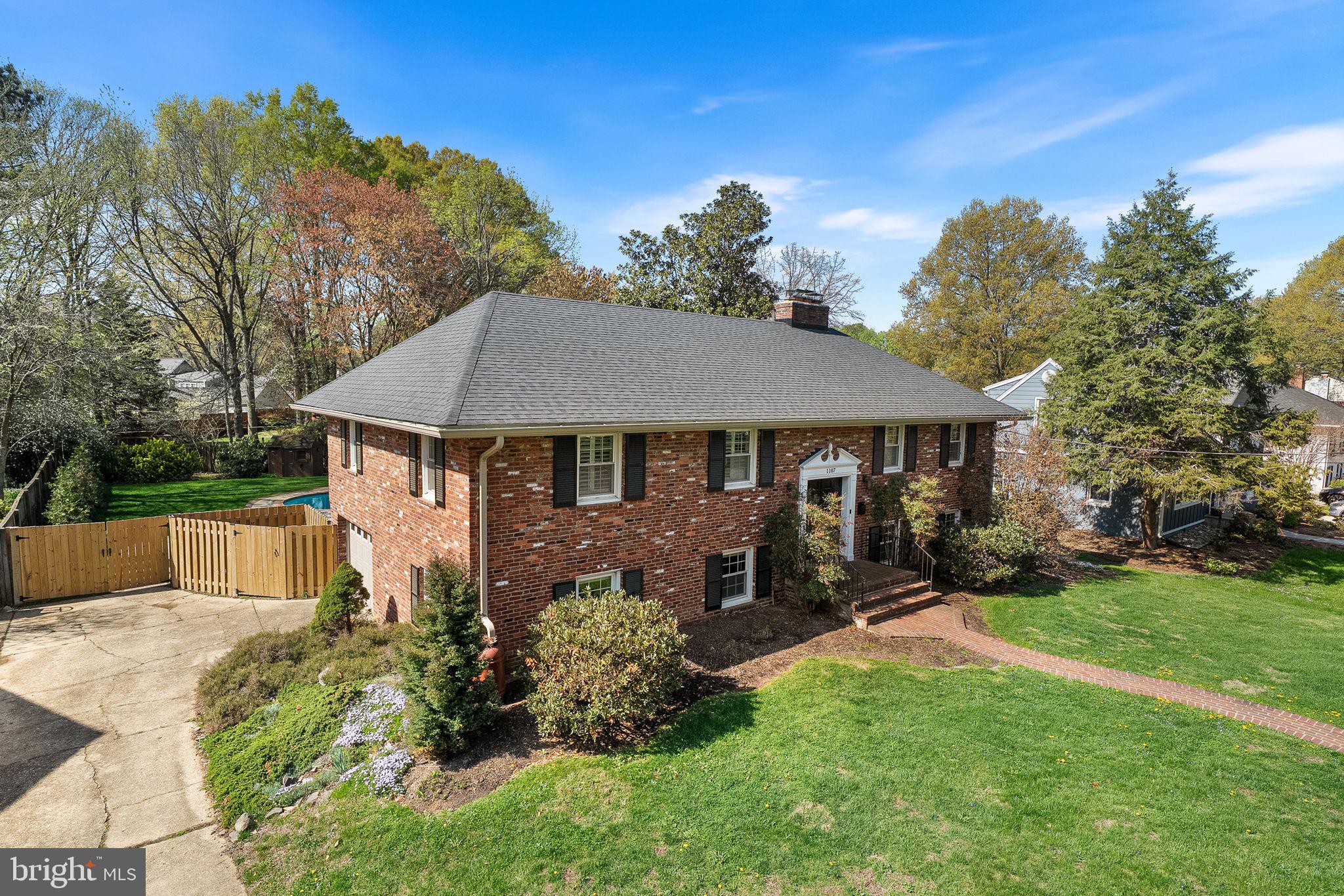 PLYMOUTH HAVEN - Residential