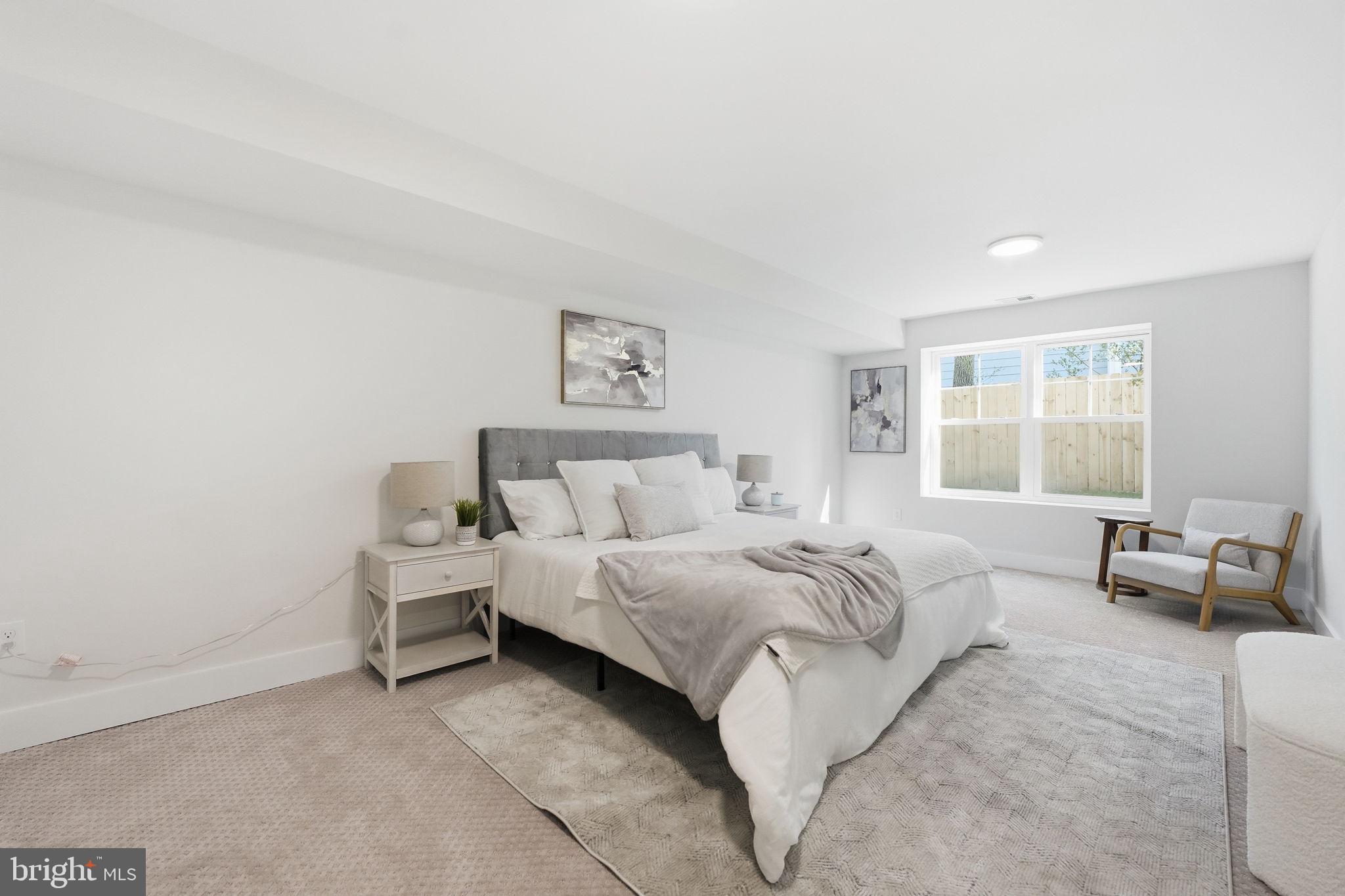 CLARENDON - Residential