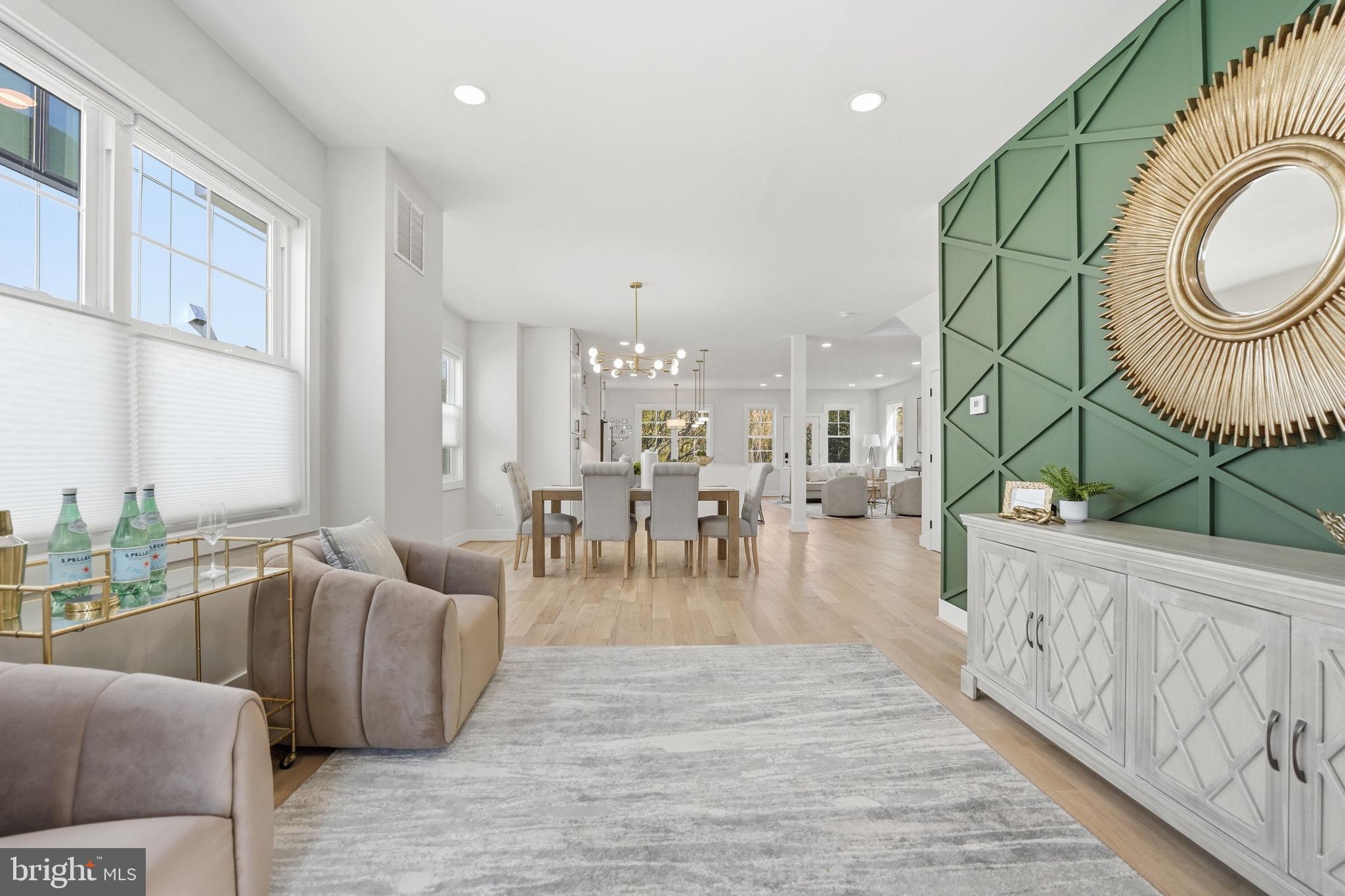 CLARENDON - Residential