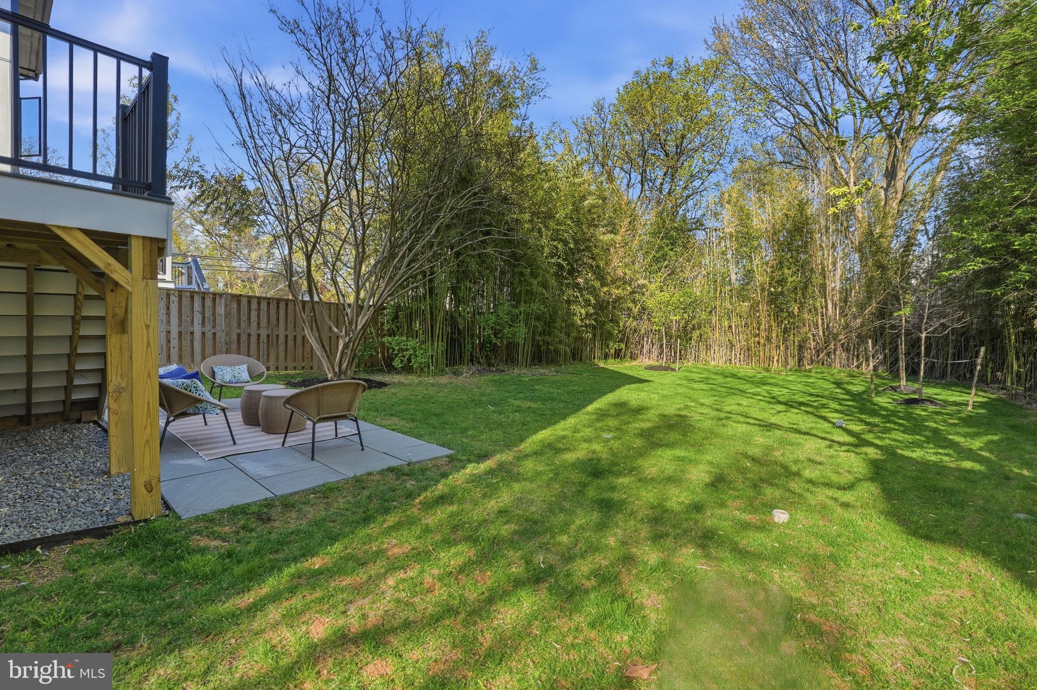 CLARENDON - Residential