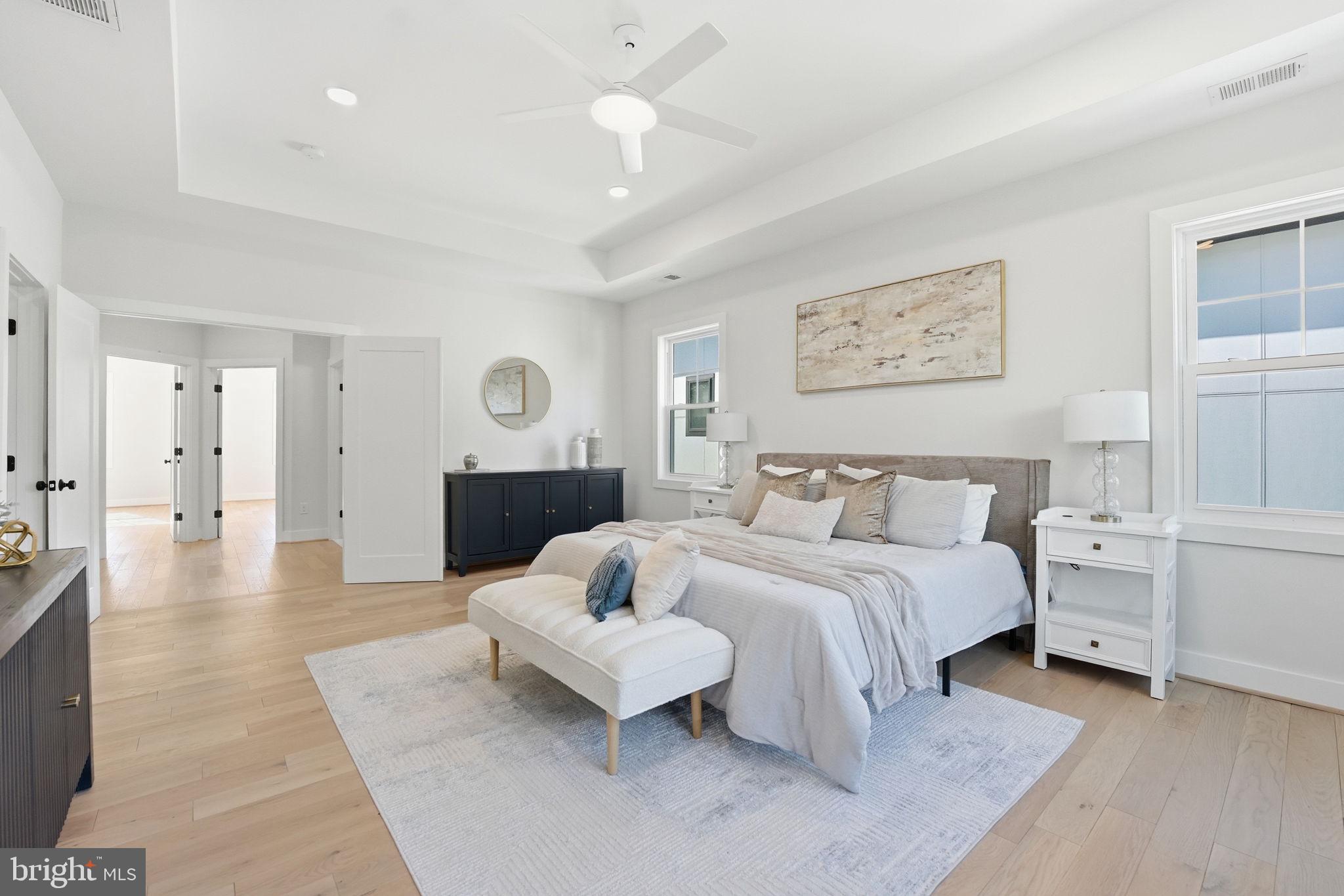 CLARENDON - Residential