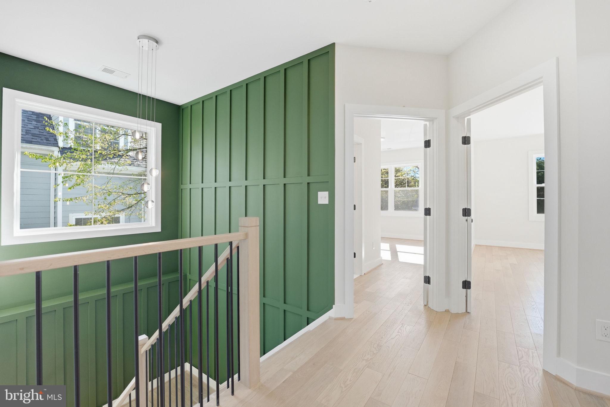 CLARENDON - Residential