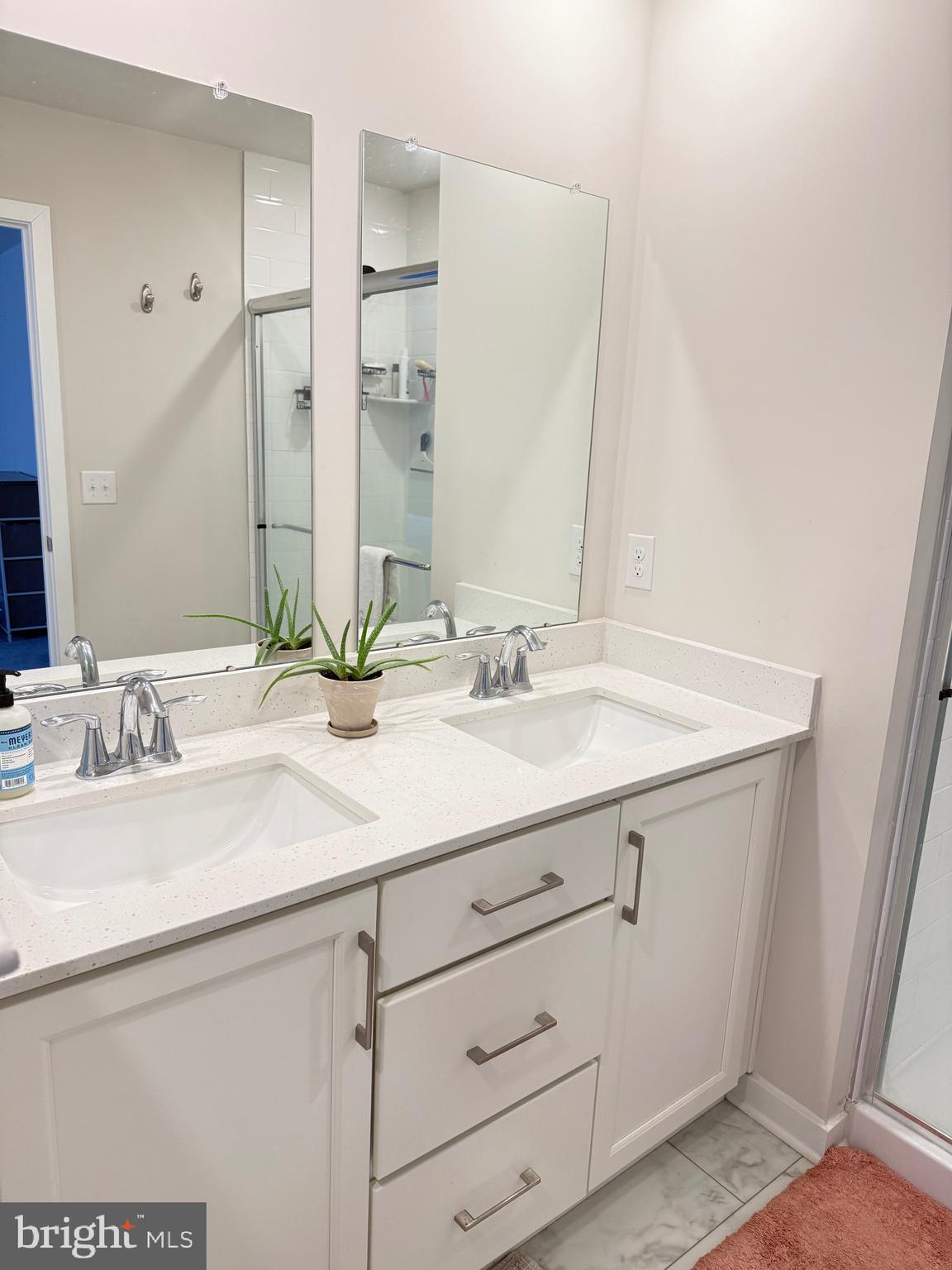 CLOVER MILL - Residential