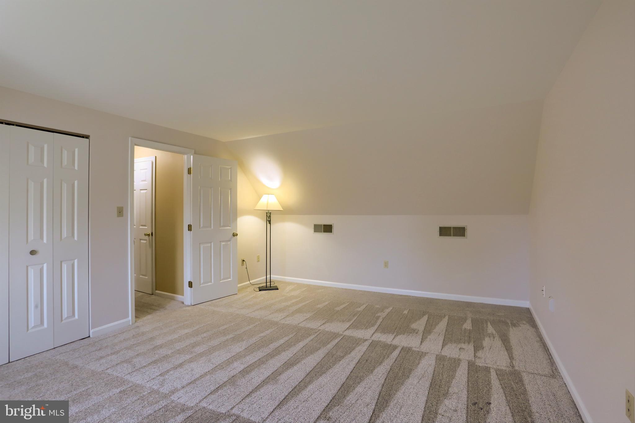 JONATHAN PARK - Residential