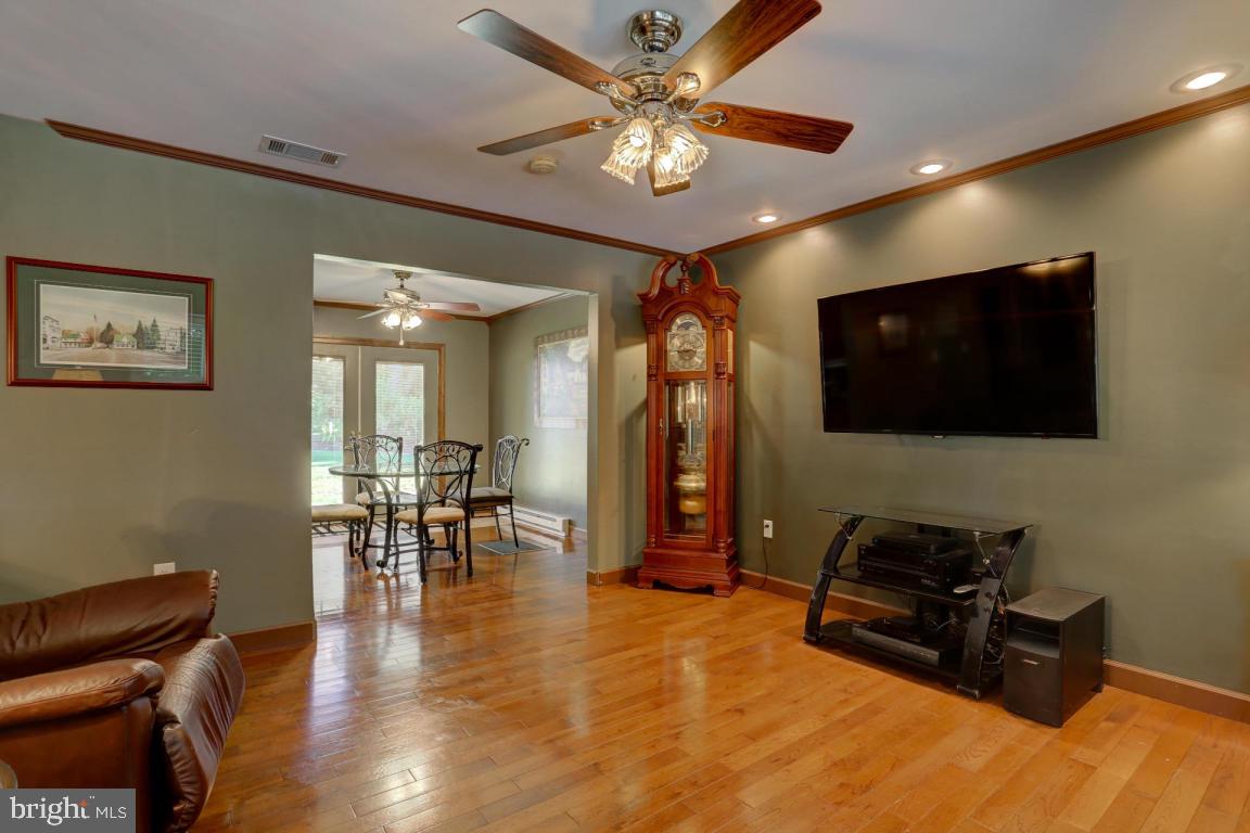 HIGHLAND PARK - Residential