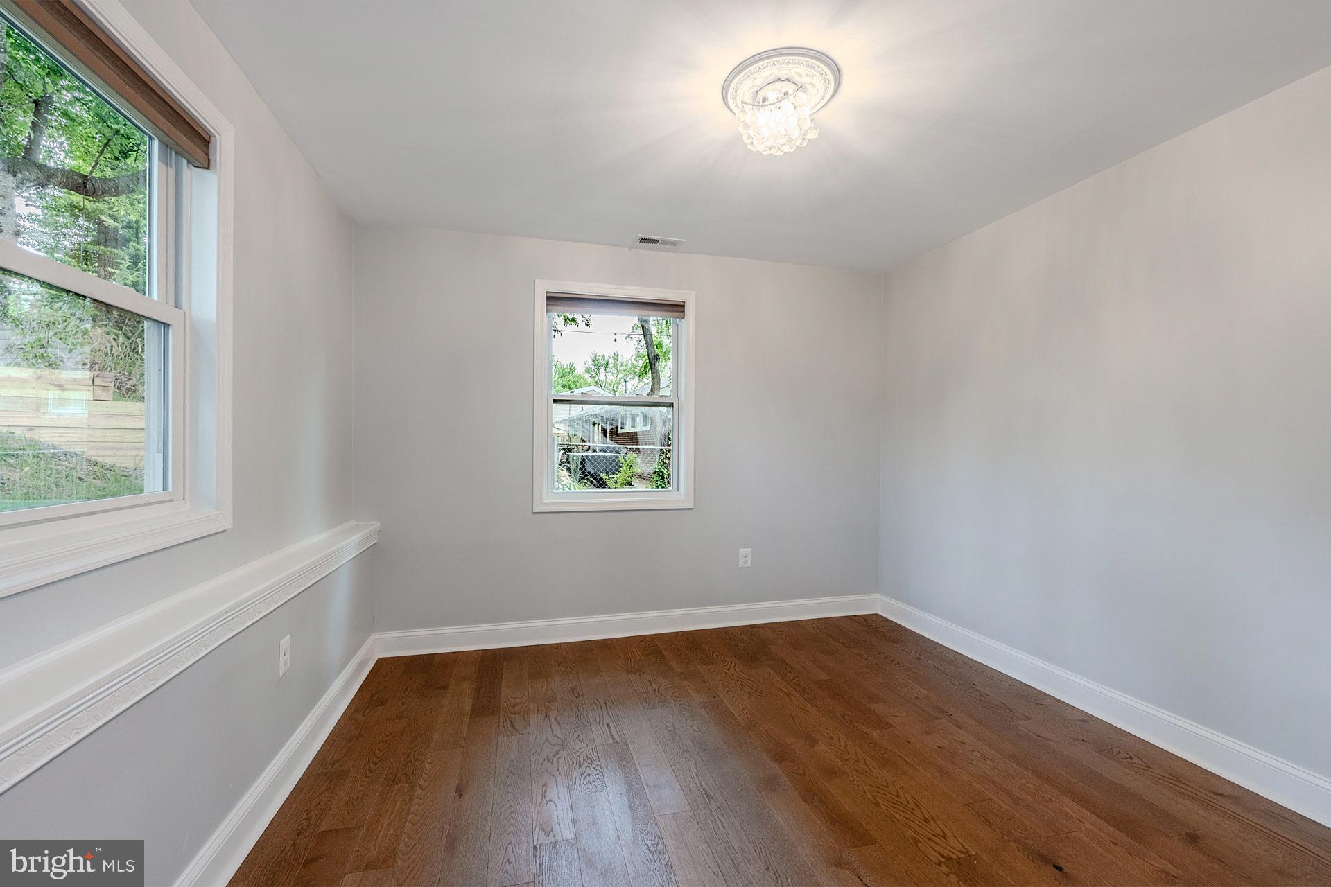 SPRINGFIELD - Residential