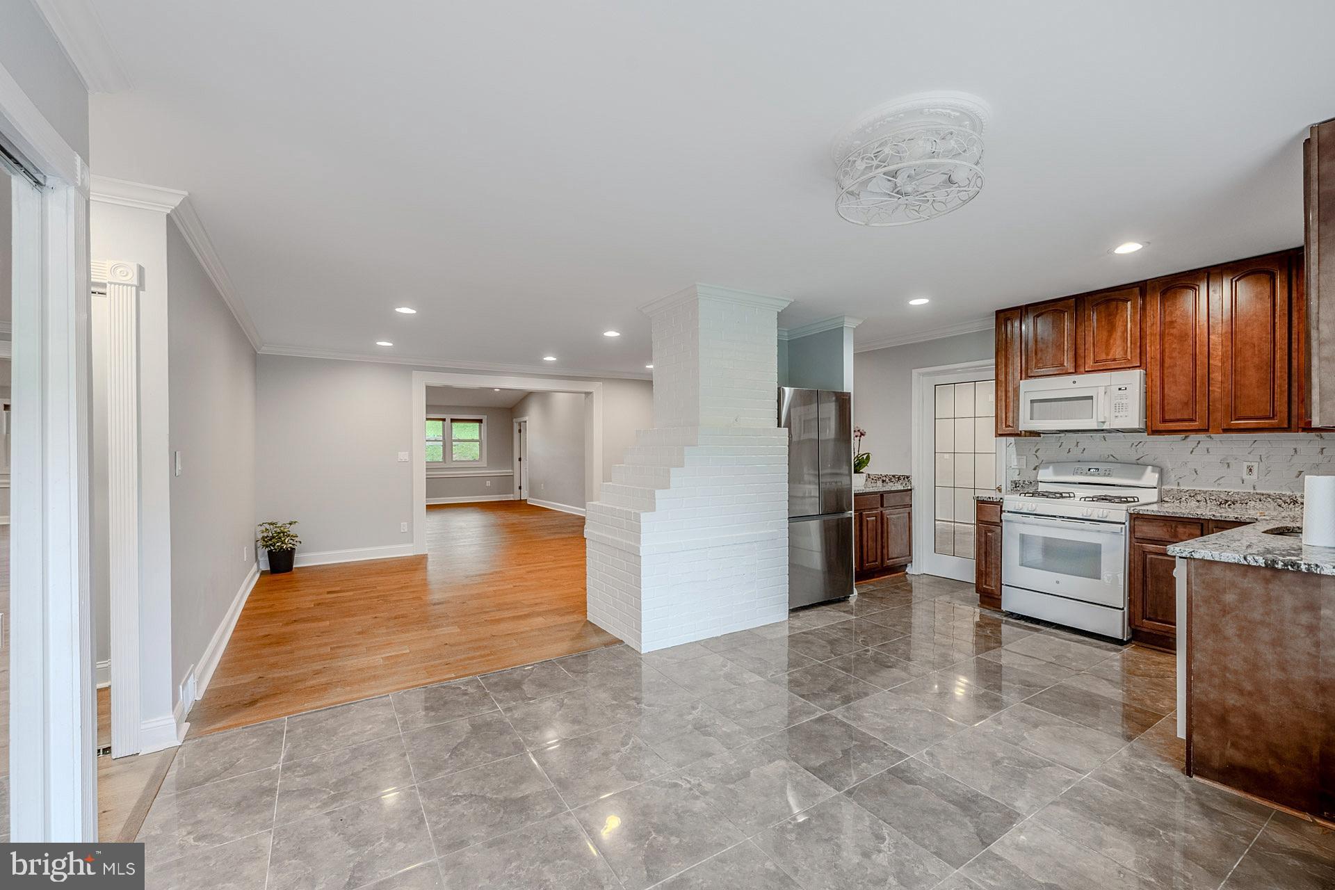 SPRINGFIELD - Residential