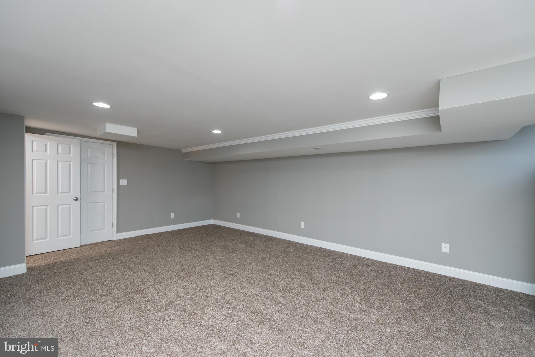 MIDDLESEX - Residential