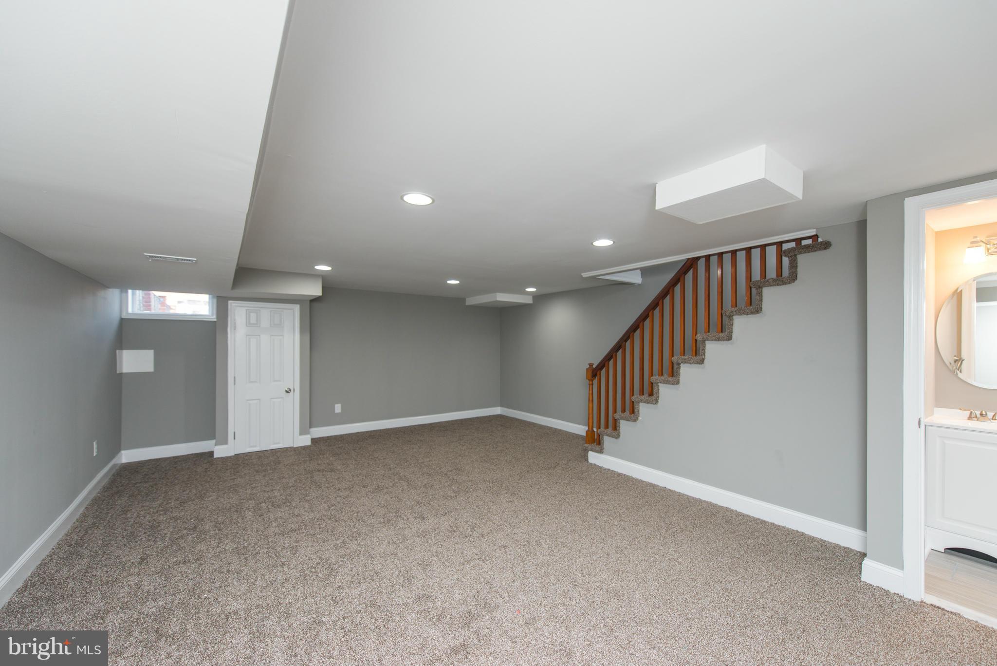 MIDDLESEX - Residential