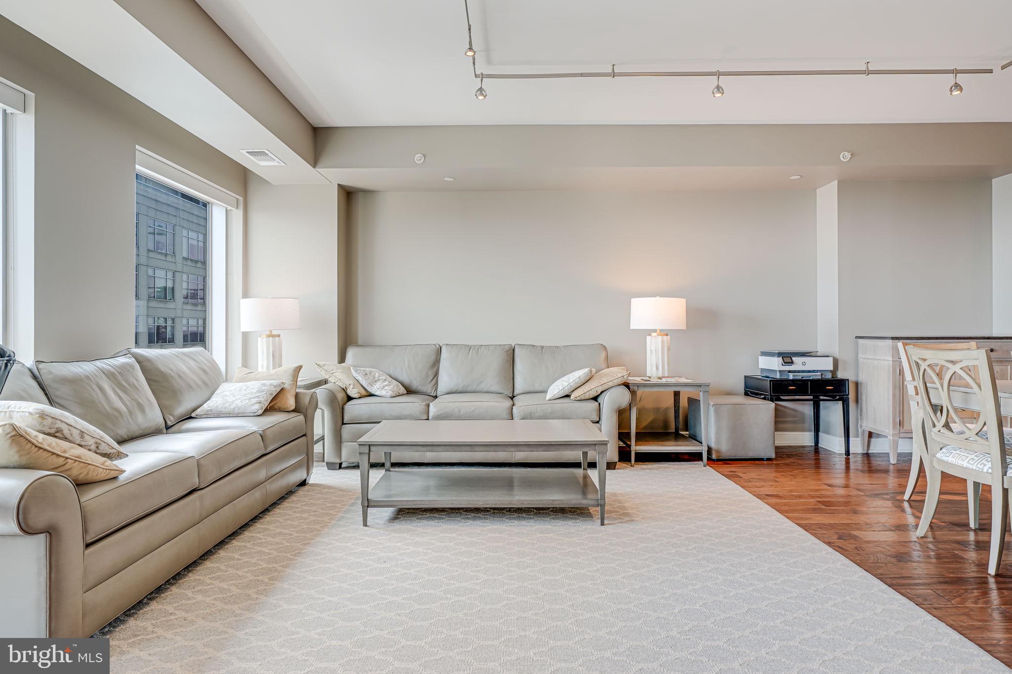 THE WATERVIEW - Residential