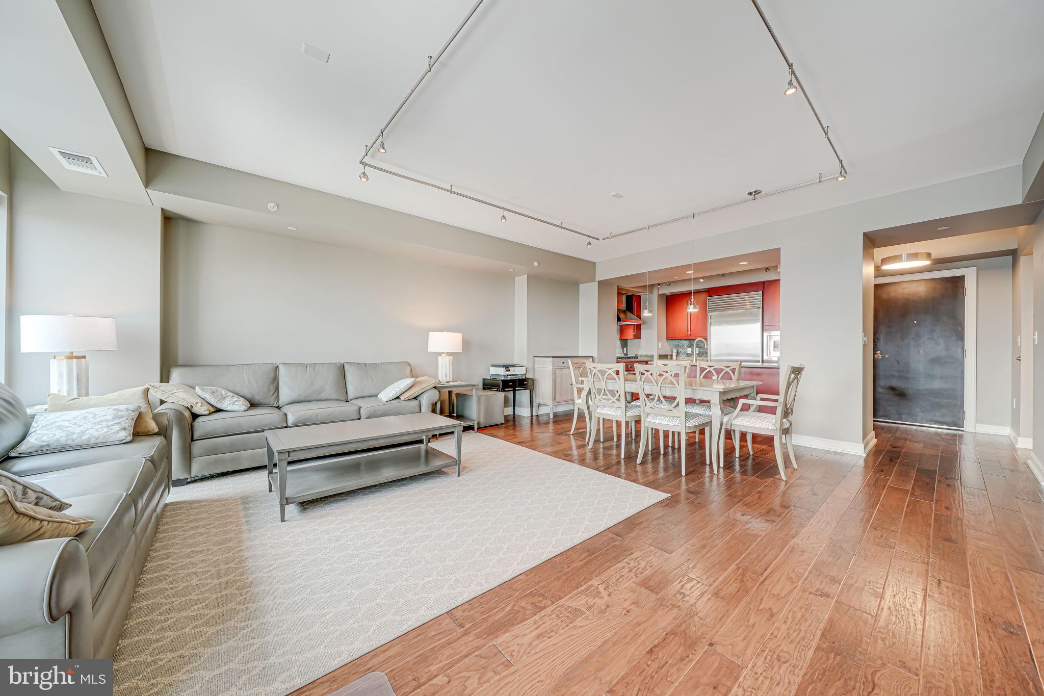 THE WATERVIEW - Residential